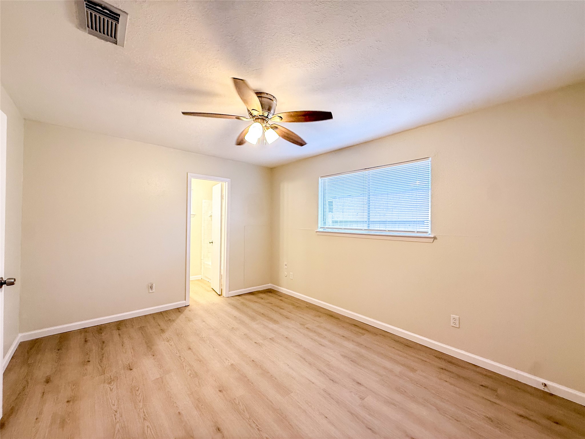 4251 Rosegate Drive Property Photo 7