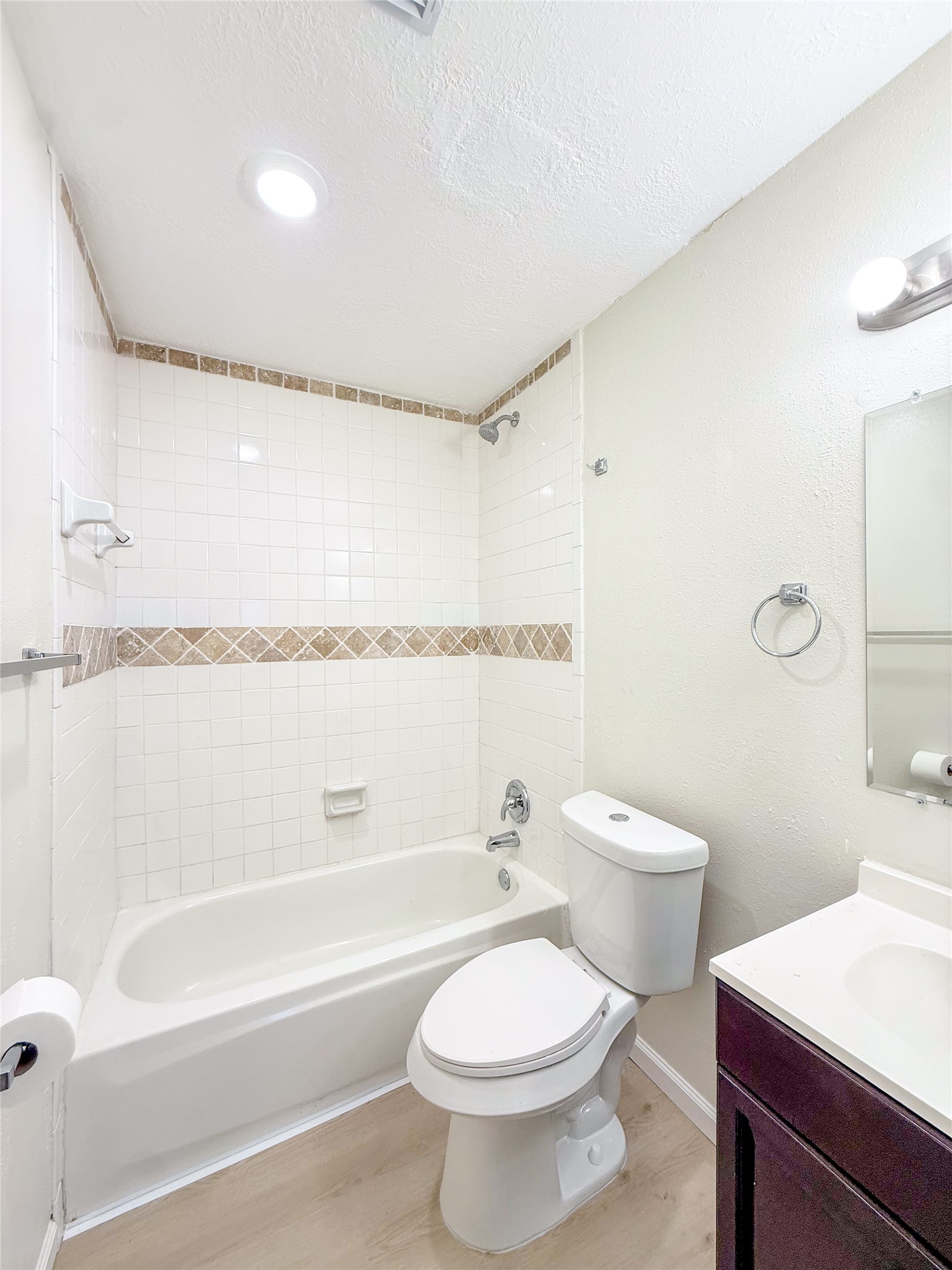 4251 Rosegate Drive Property Photo 8