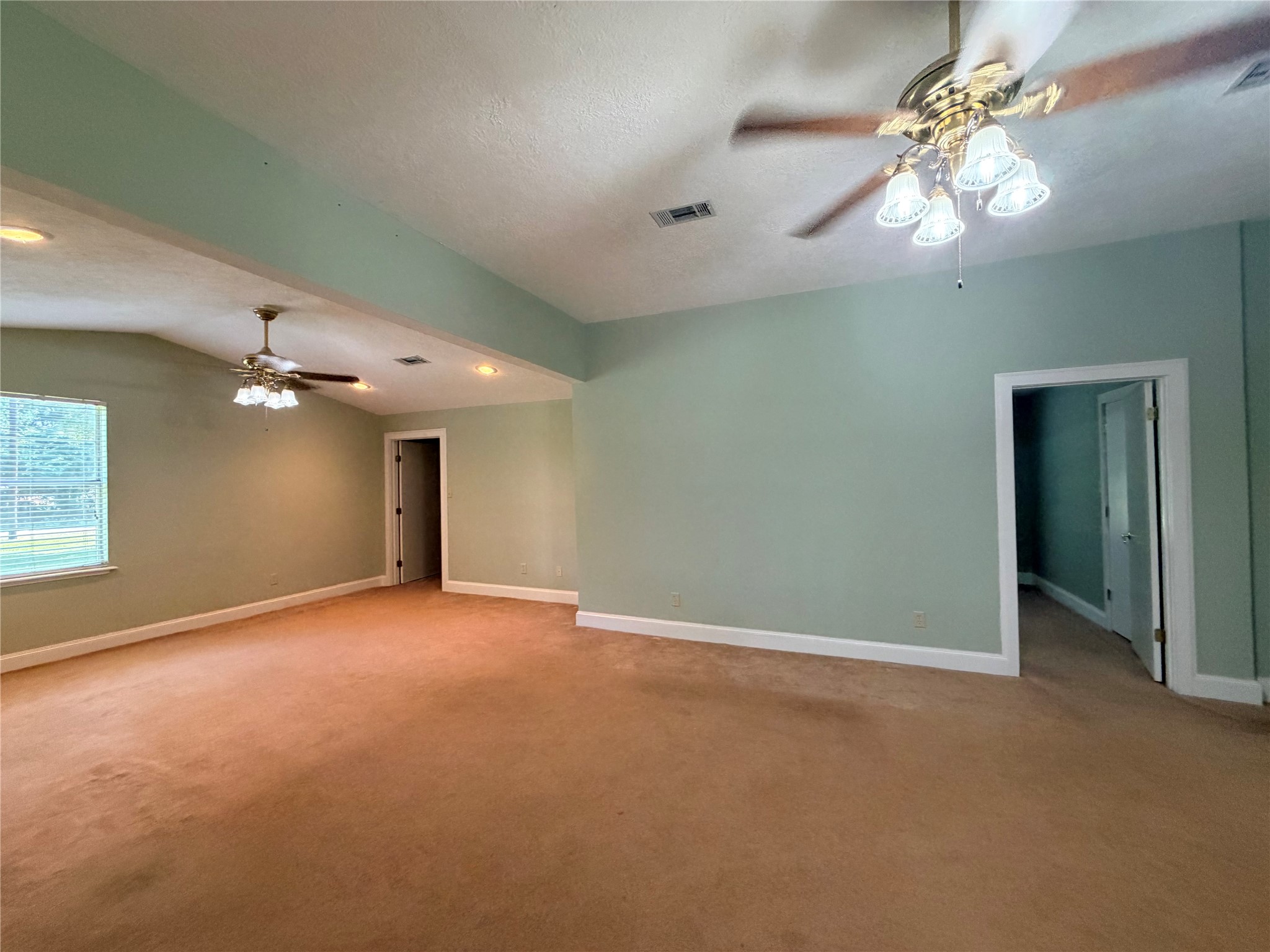 148 County Road 2100 Property Photo 23