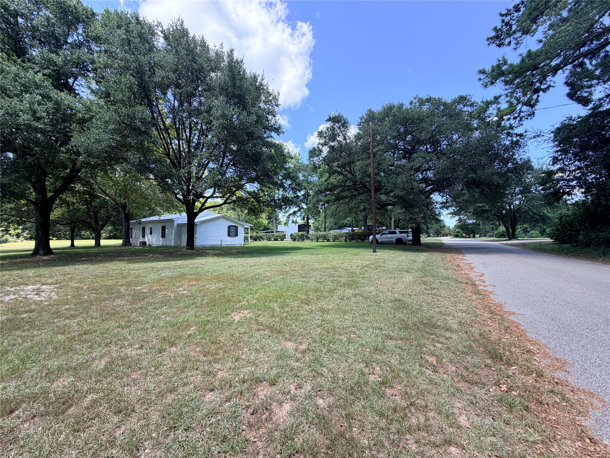 148 County Road 2100 Property Photo 37
