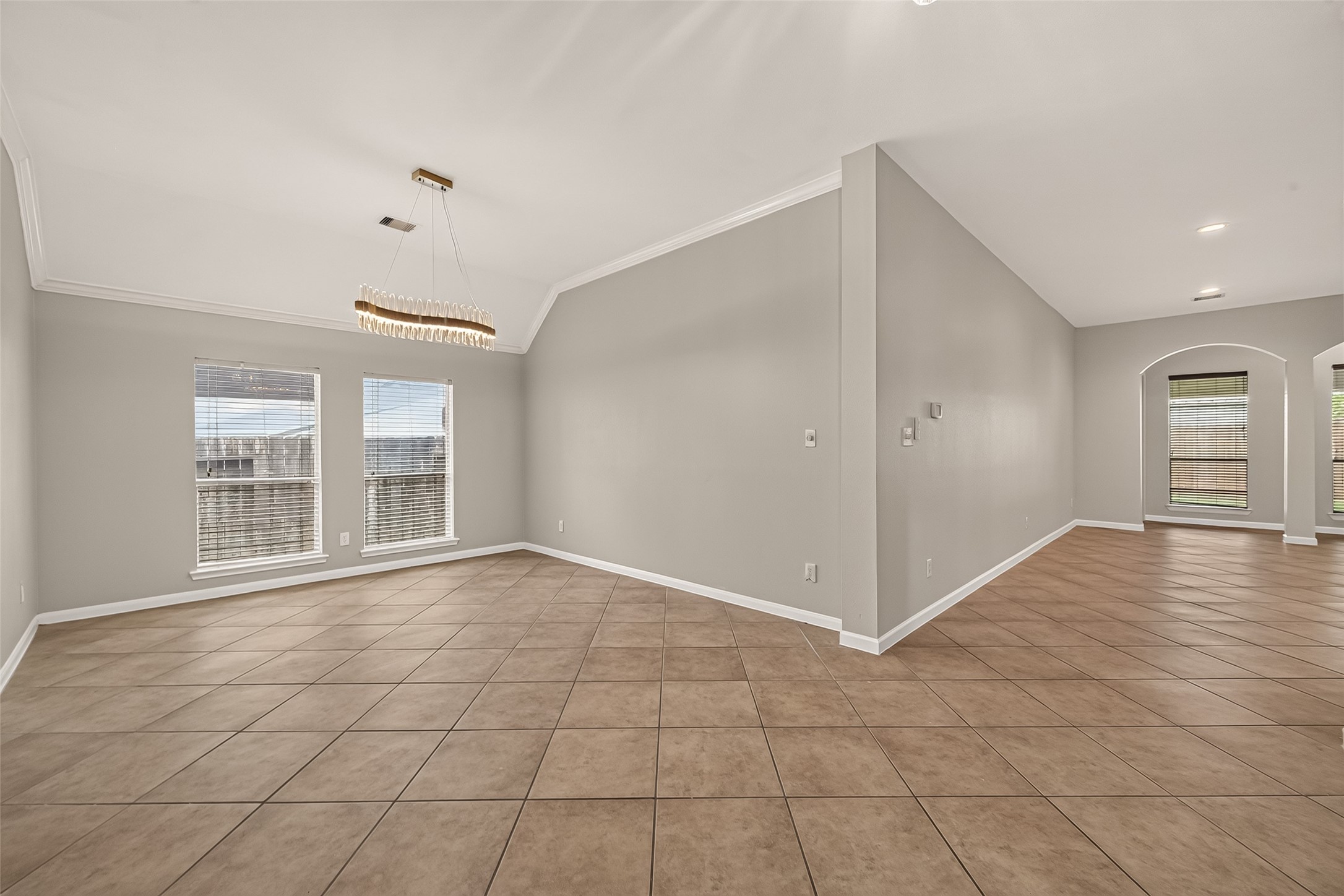 706 Silver Creek Circle Property Photo 11