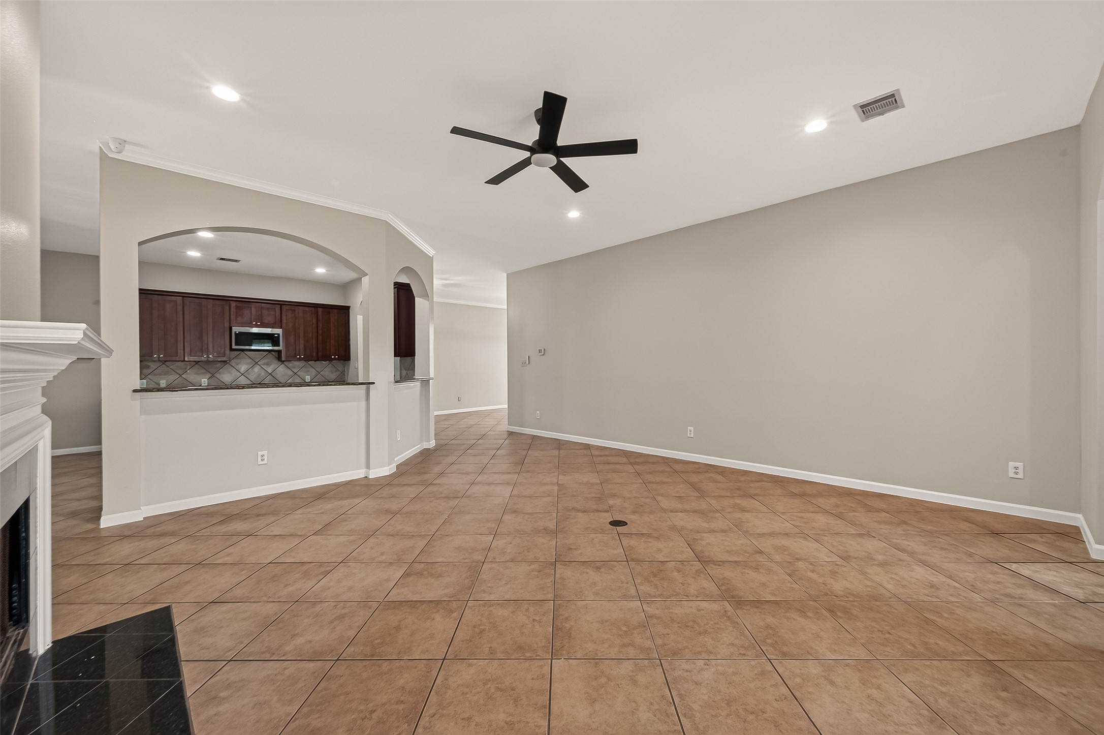 706 Silver Creek Circle Property Photo 17