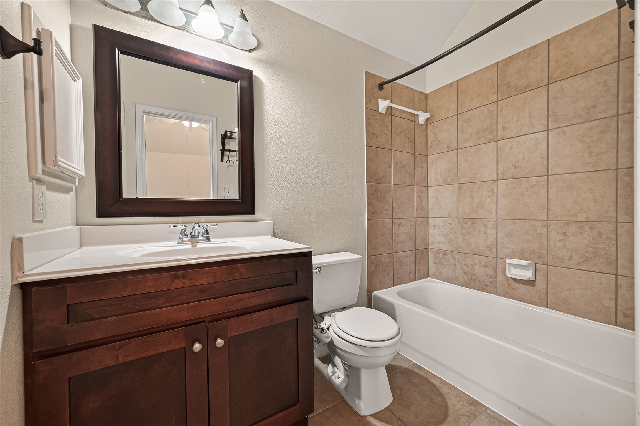 706 Silver Creek Circle Property Photo 38