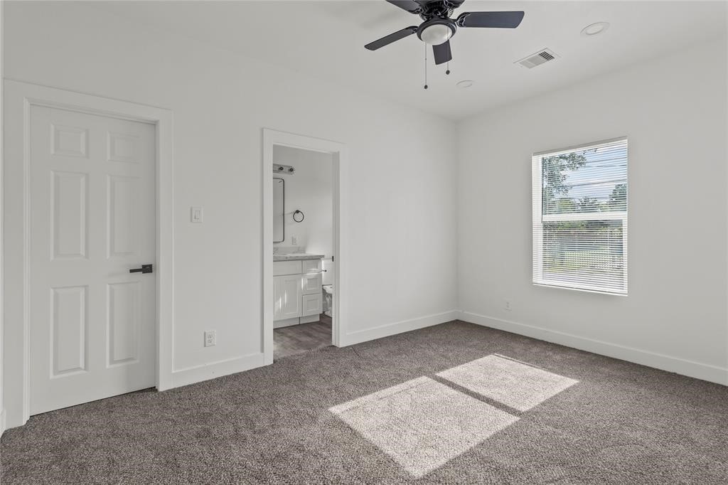 8501 Denby Street Property Photo 5