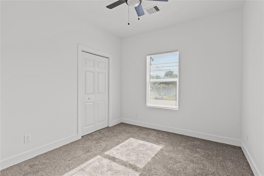 8501 Denby Street Property Photo 6