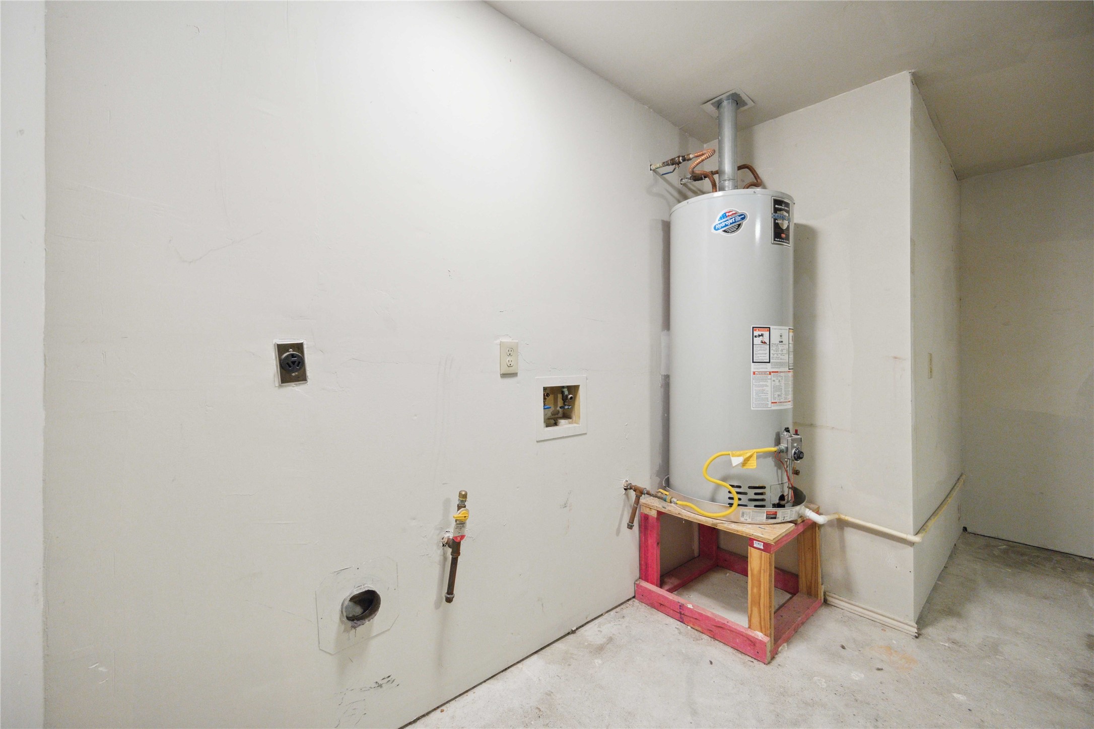 20323 Pinefield Lane Property Photo 23