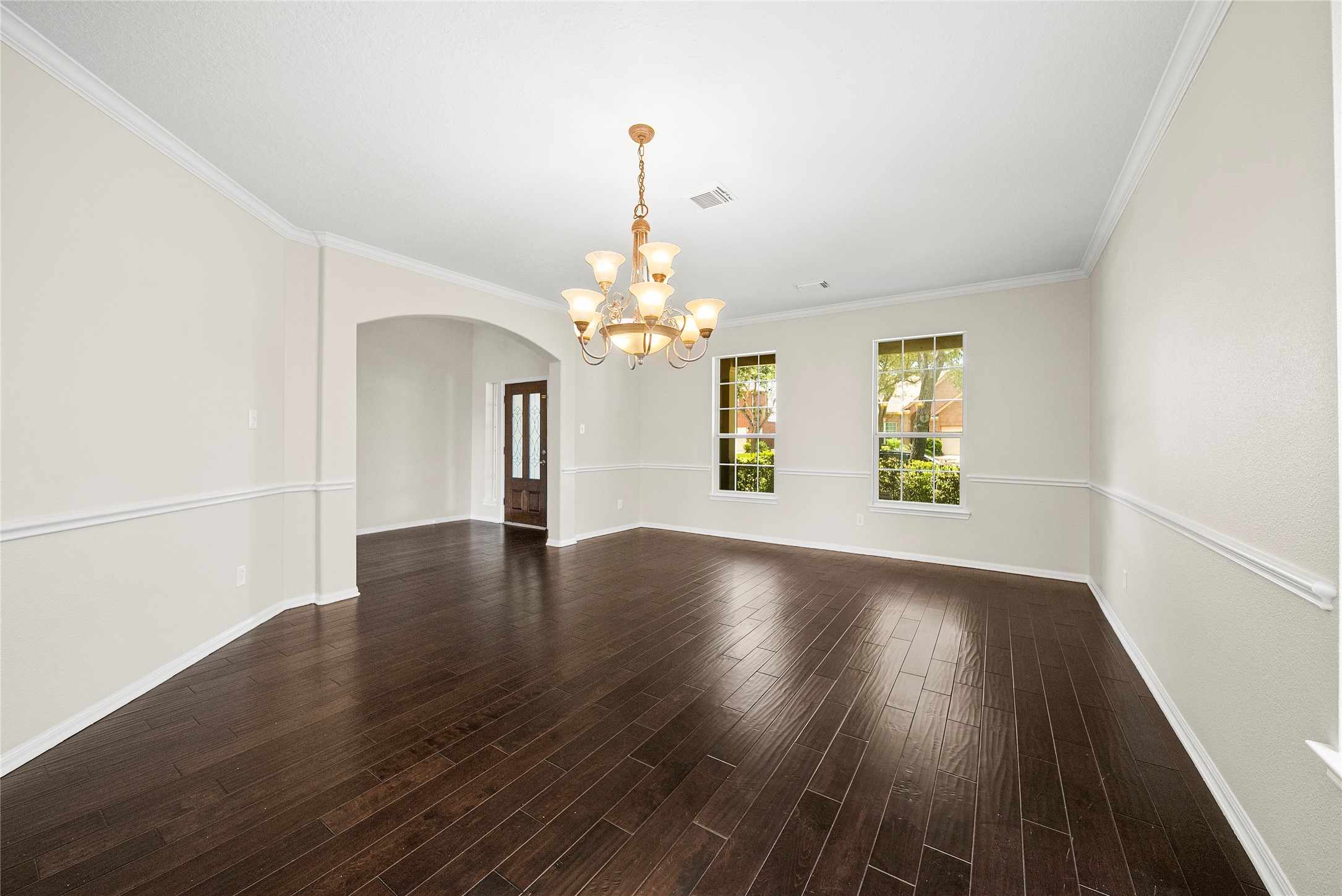 8306 Golden Harbour Property Photo 6