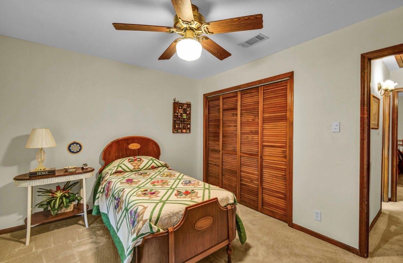 102 Raintree Lane, Lake Jackson Tx 77566 Property Photo 38