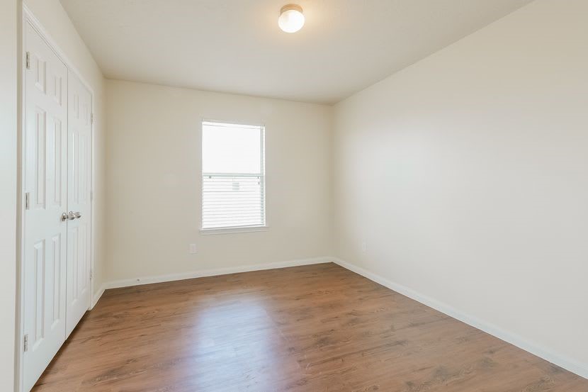 7442 Towerview Lane Property Photo 11