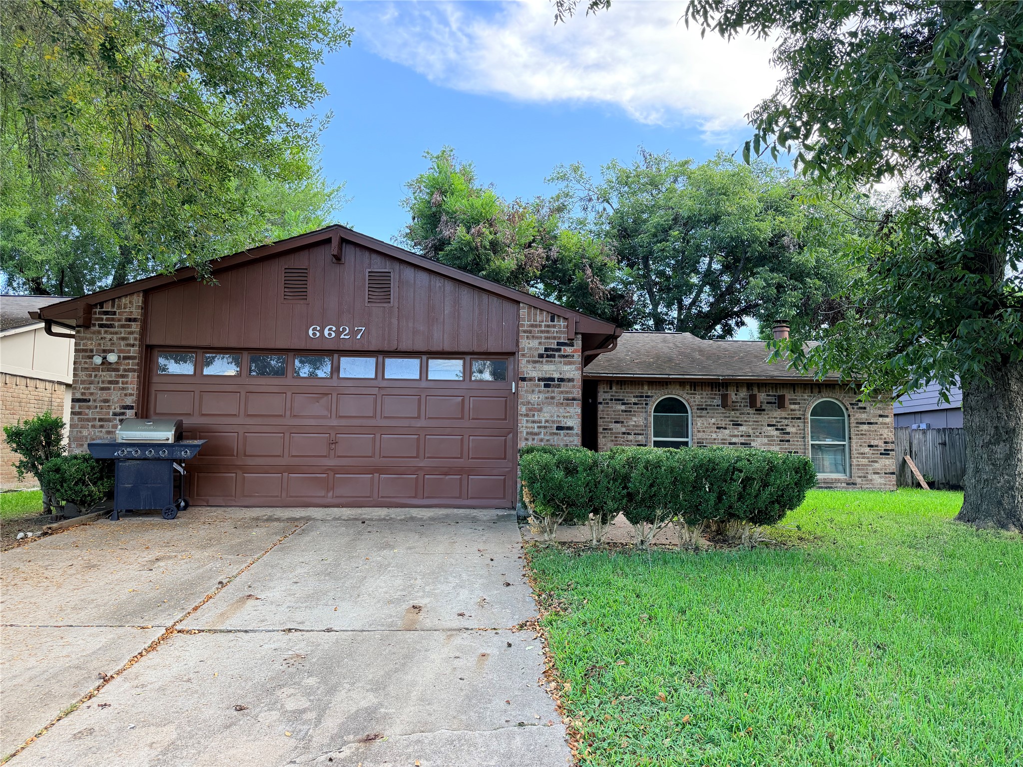 6627 Blue Ridge Drive Property Photo 2
