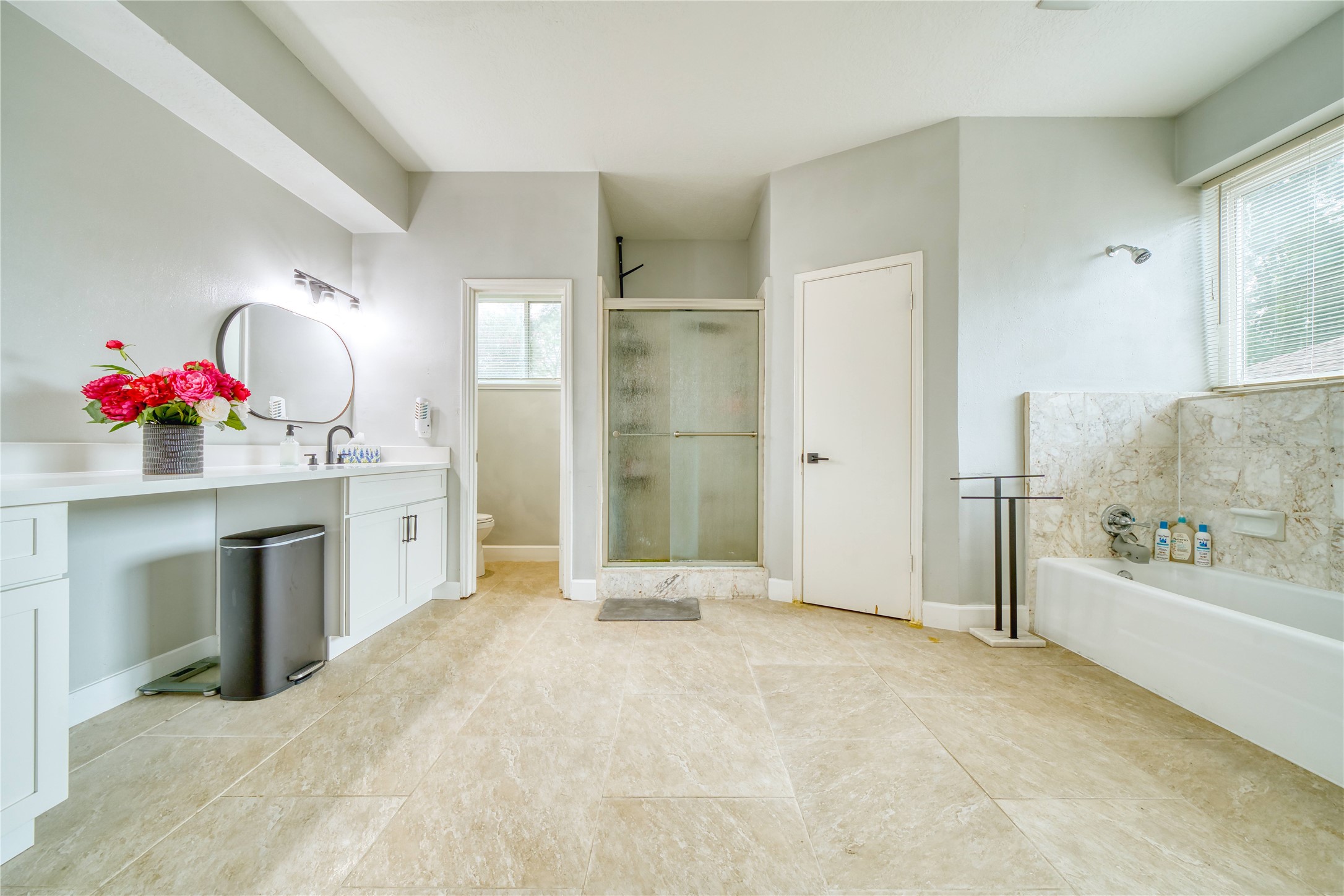 7606 Portal Drive Property Photo 24