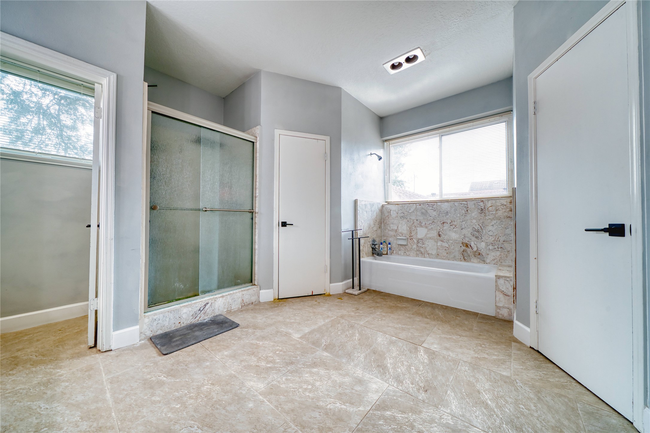 7606 Portal Drive Property Photo 25