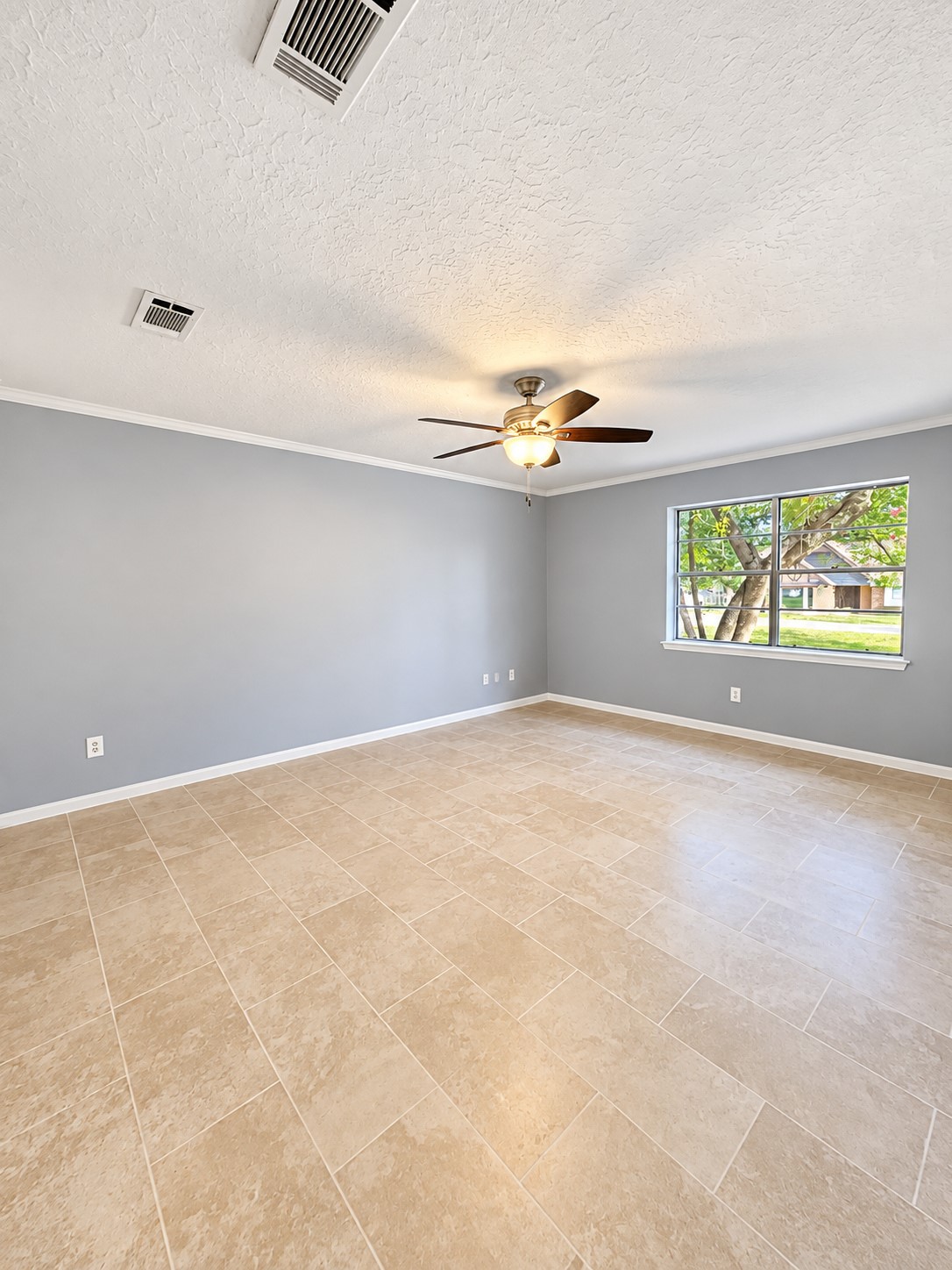 214 Birchwood Drive Property Photo 8