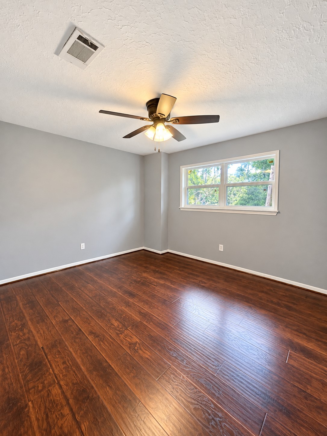 214 Birchwood Drive Property Photo 11