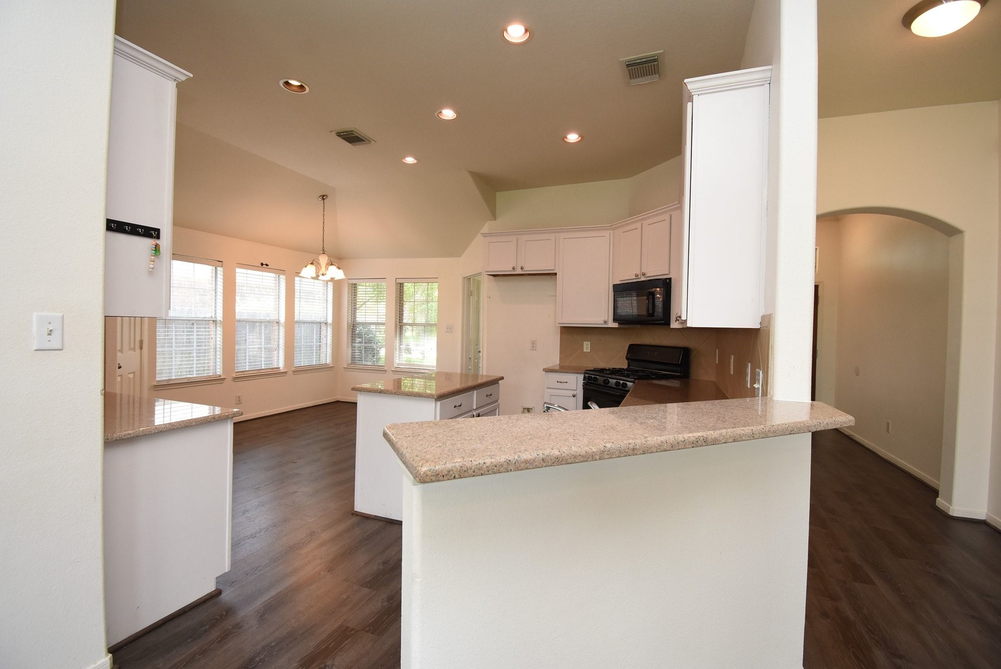 128 Long Canyon Lane Property Photo 10