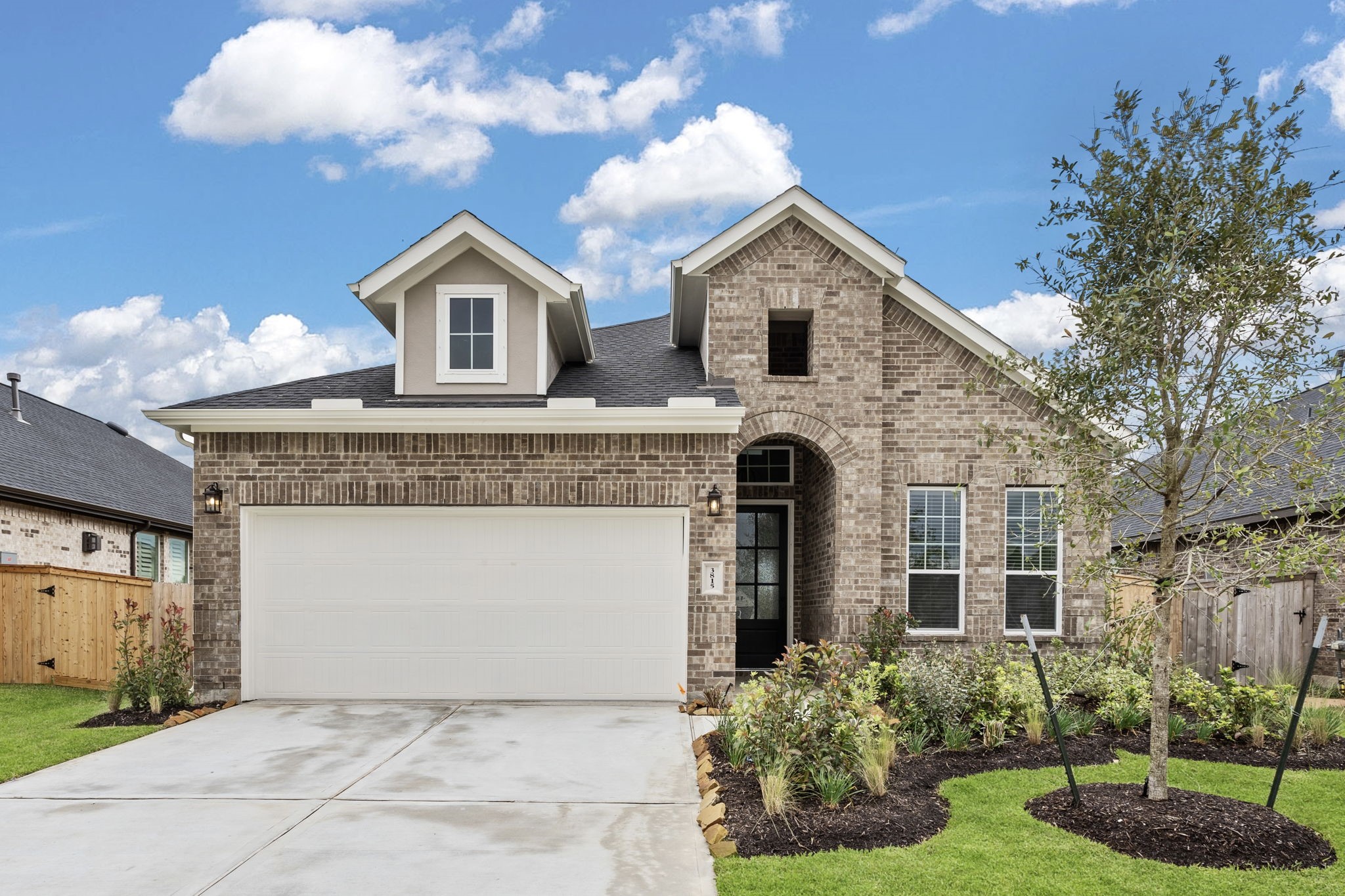 4707 Harrington Gate Drive Property Photo 1