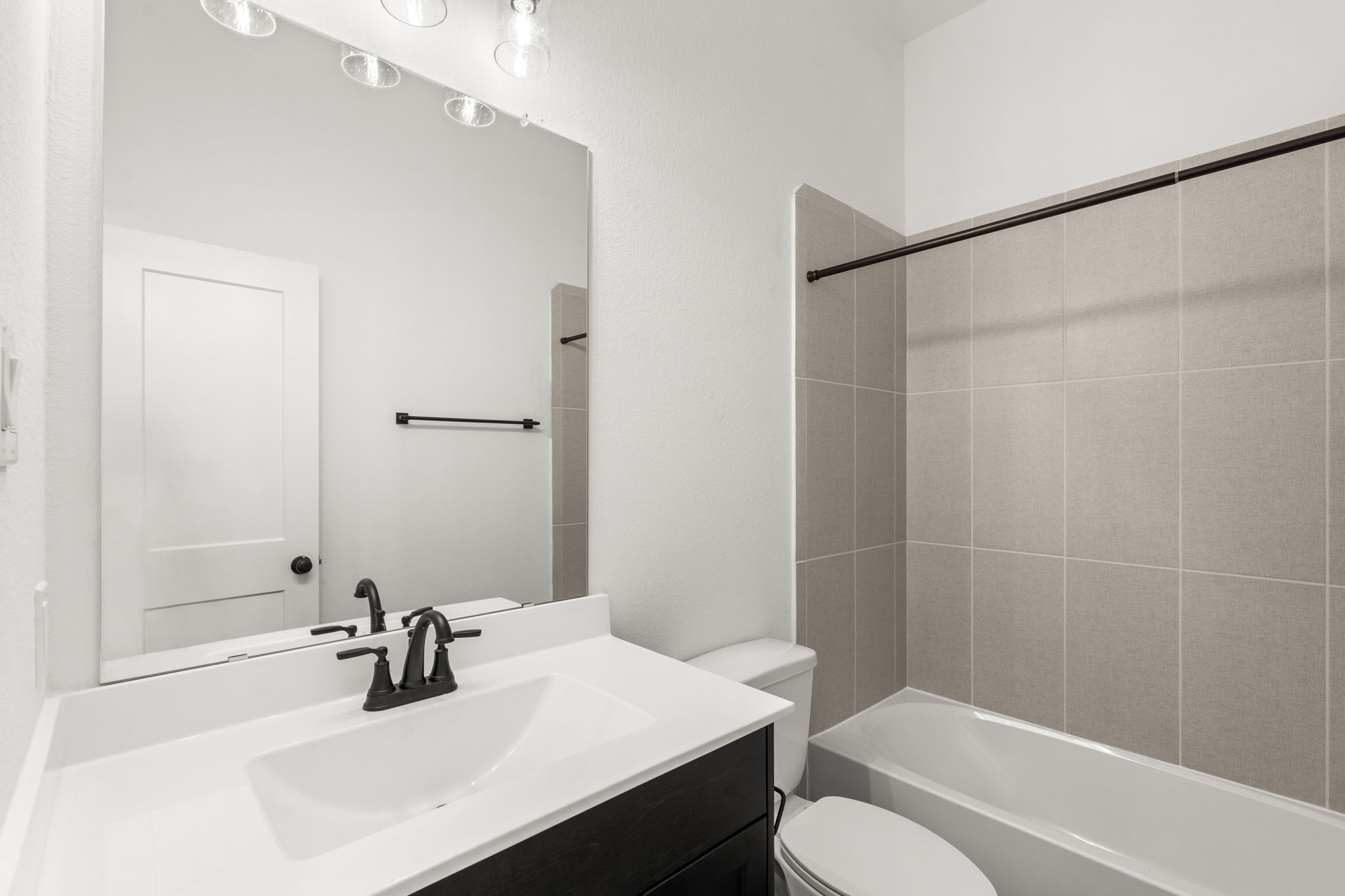 4707 Harrington Gate Drive Property Photo 8