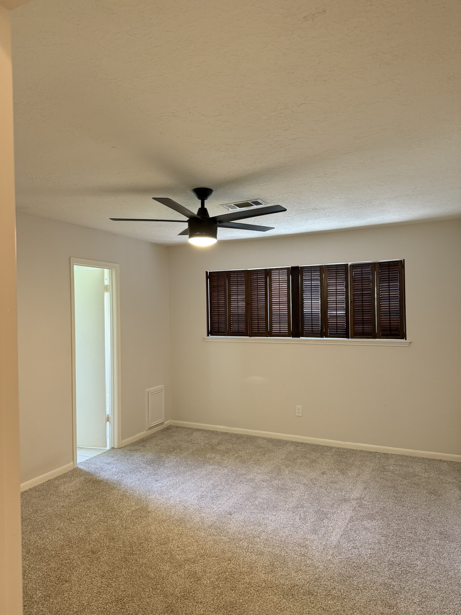 515 Tresvant Drive Property Photo 7