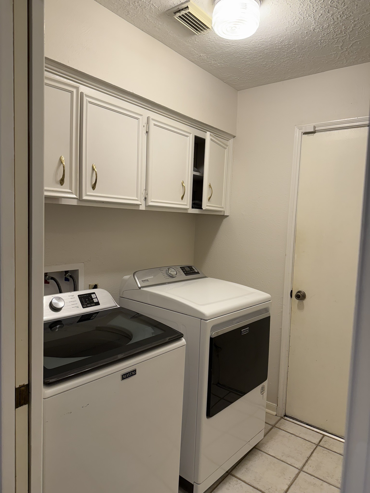 515 Tresvant Drive Property Photo 8