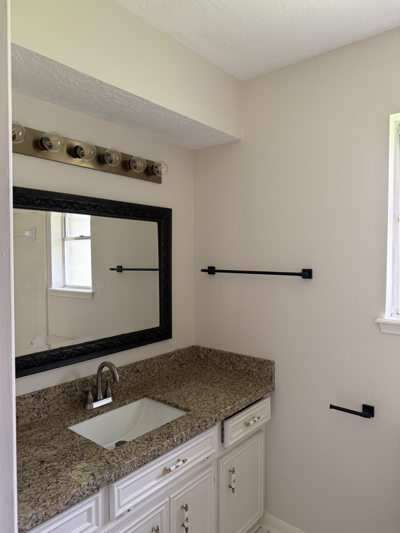 515 Tresvant Drive Property Photo 10