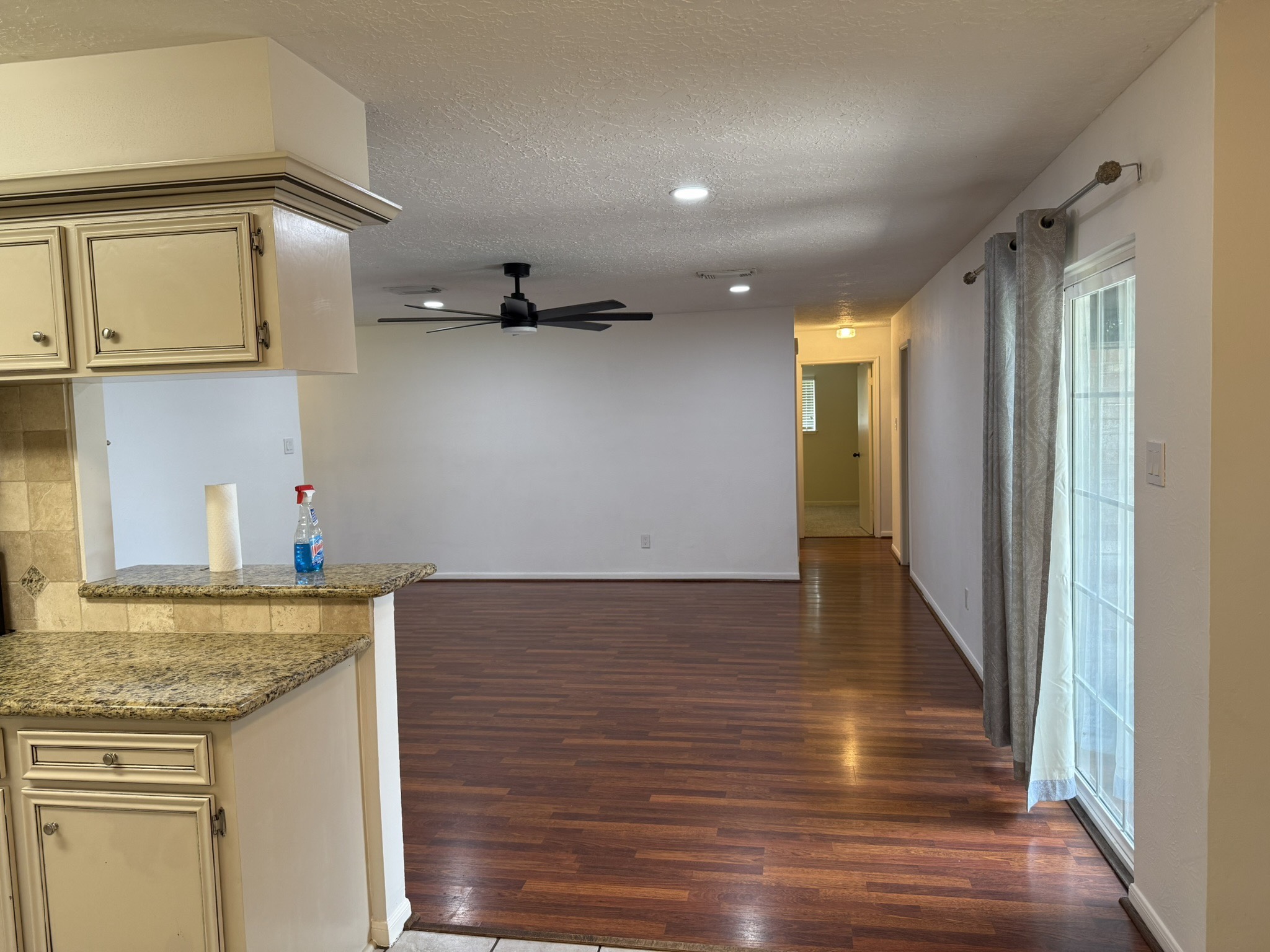 515 Tresvant Drive Property Photo 13