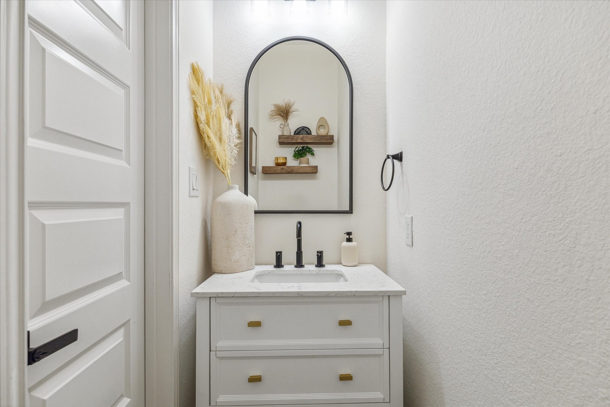4523 Hazel Bay Court Property Photo 14