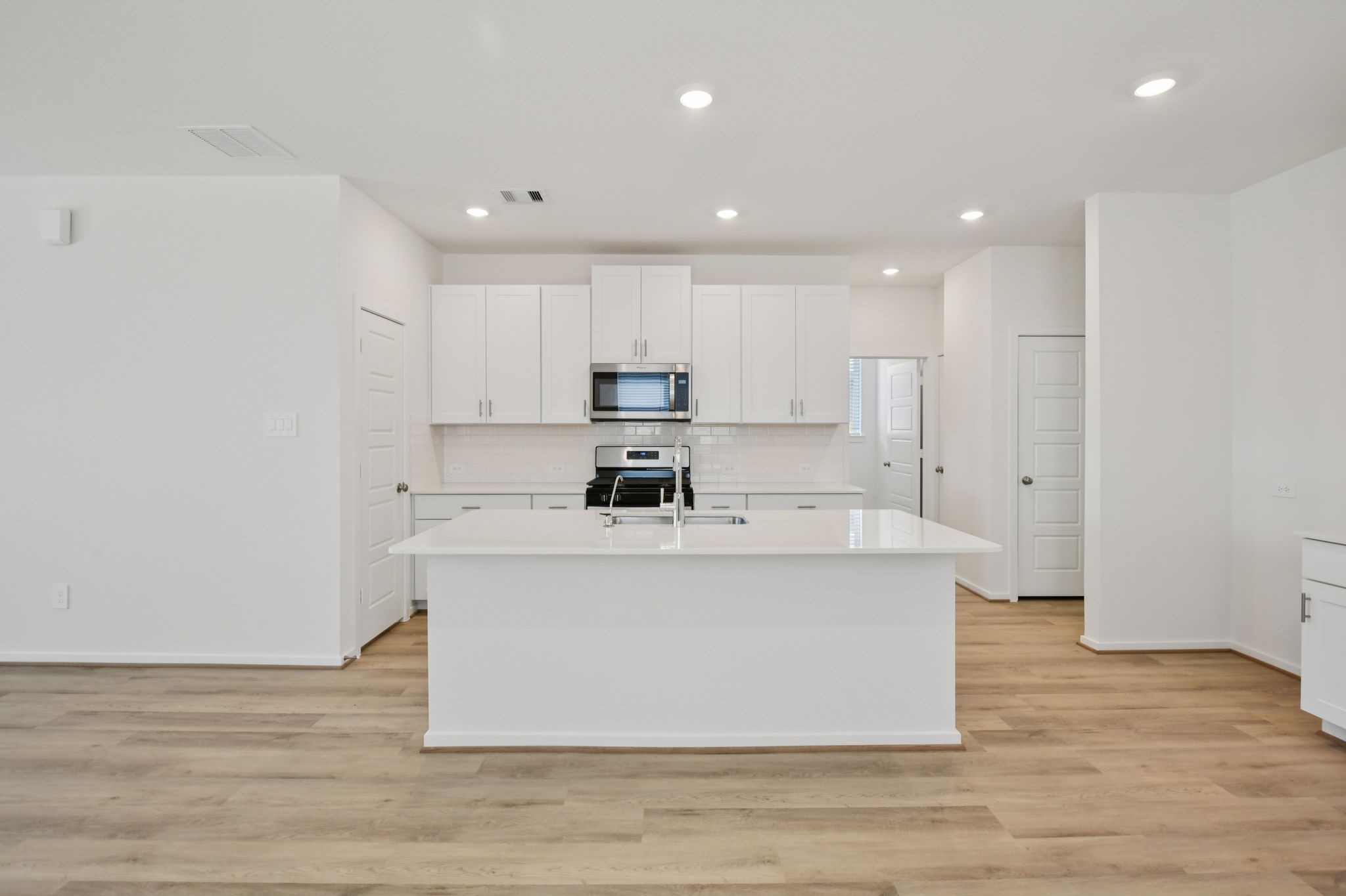 18555 Landing Meadows Lane Property Photo 13