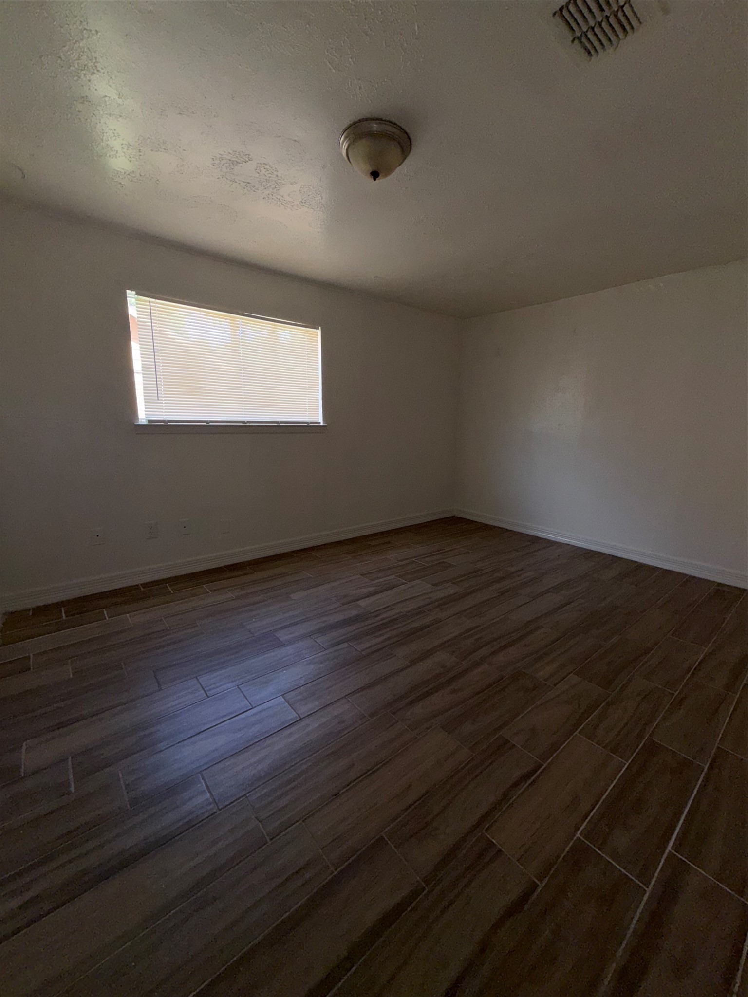 5130 Ridgevan Drive Property Photo 3