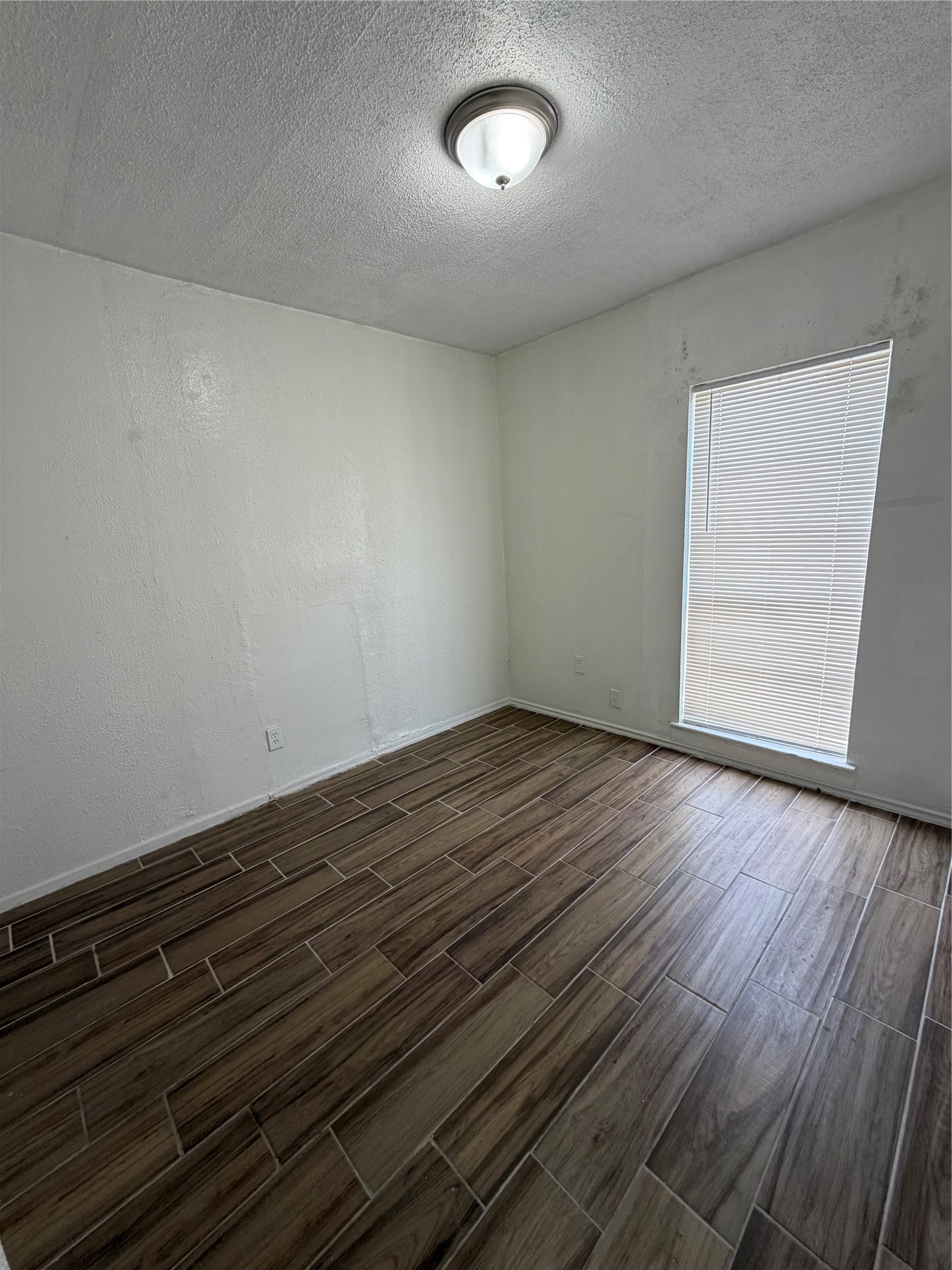 5130 Ridgevan Drive Property Photo 5