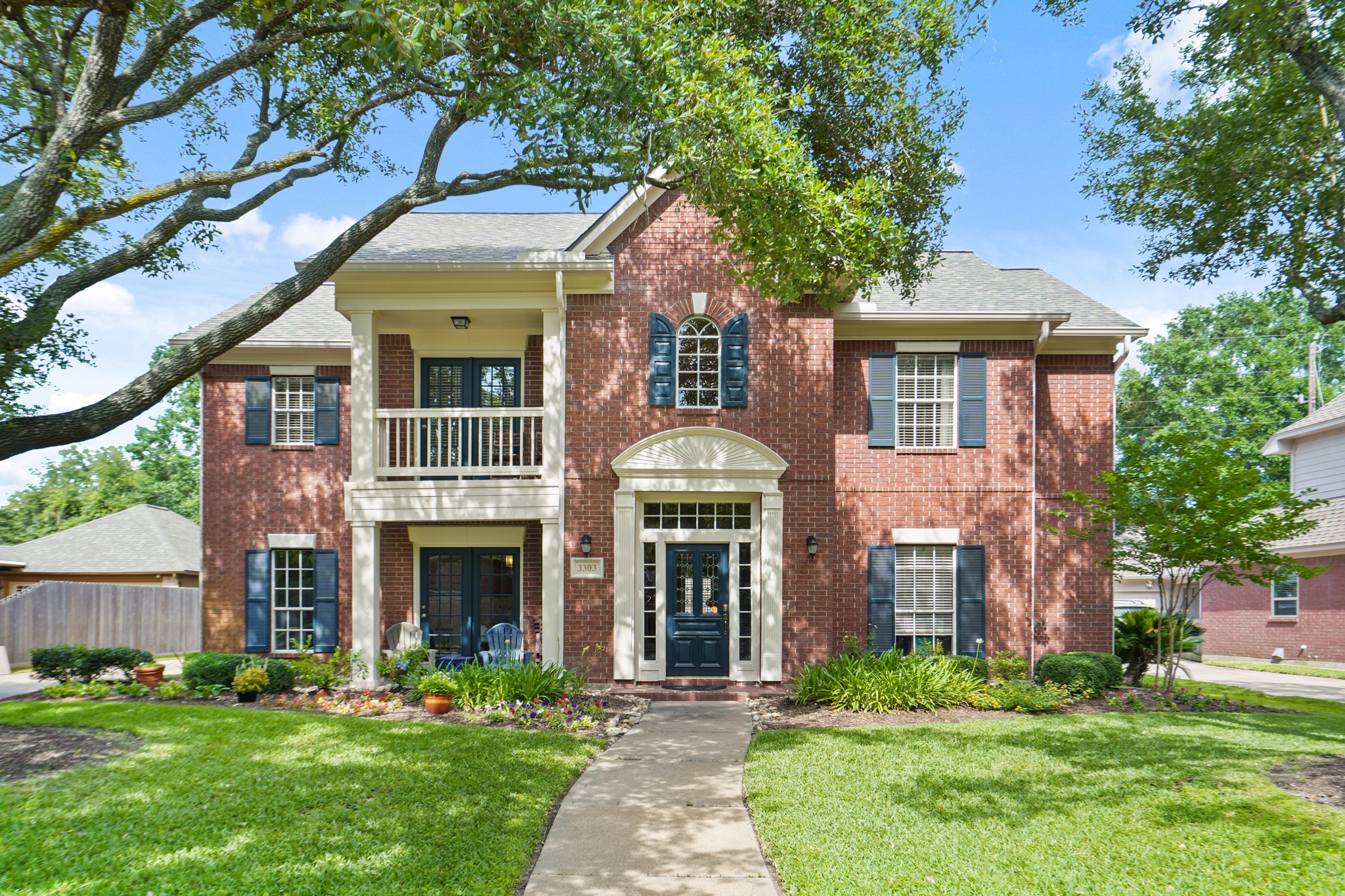 3303 Quiet Lake Drive Property Photo 1