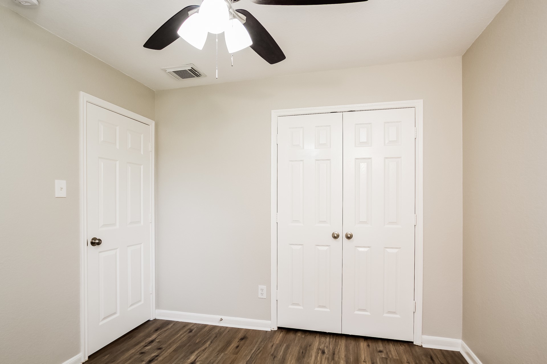 22831 Twisting Pine Drive Property Photo 13