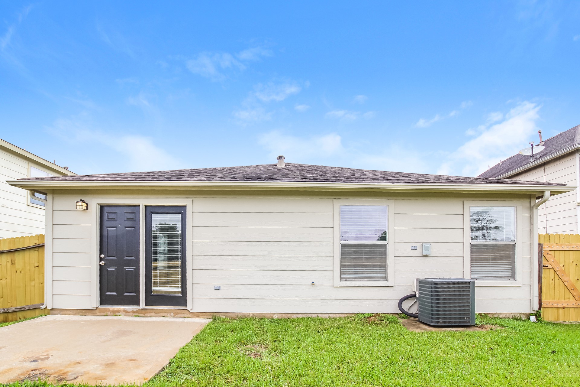 22831 Twisting Pine Drive Property Photo 16