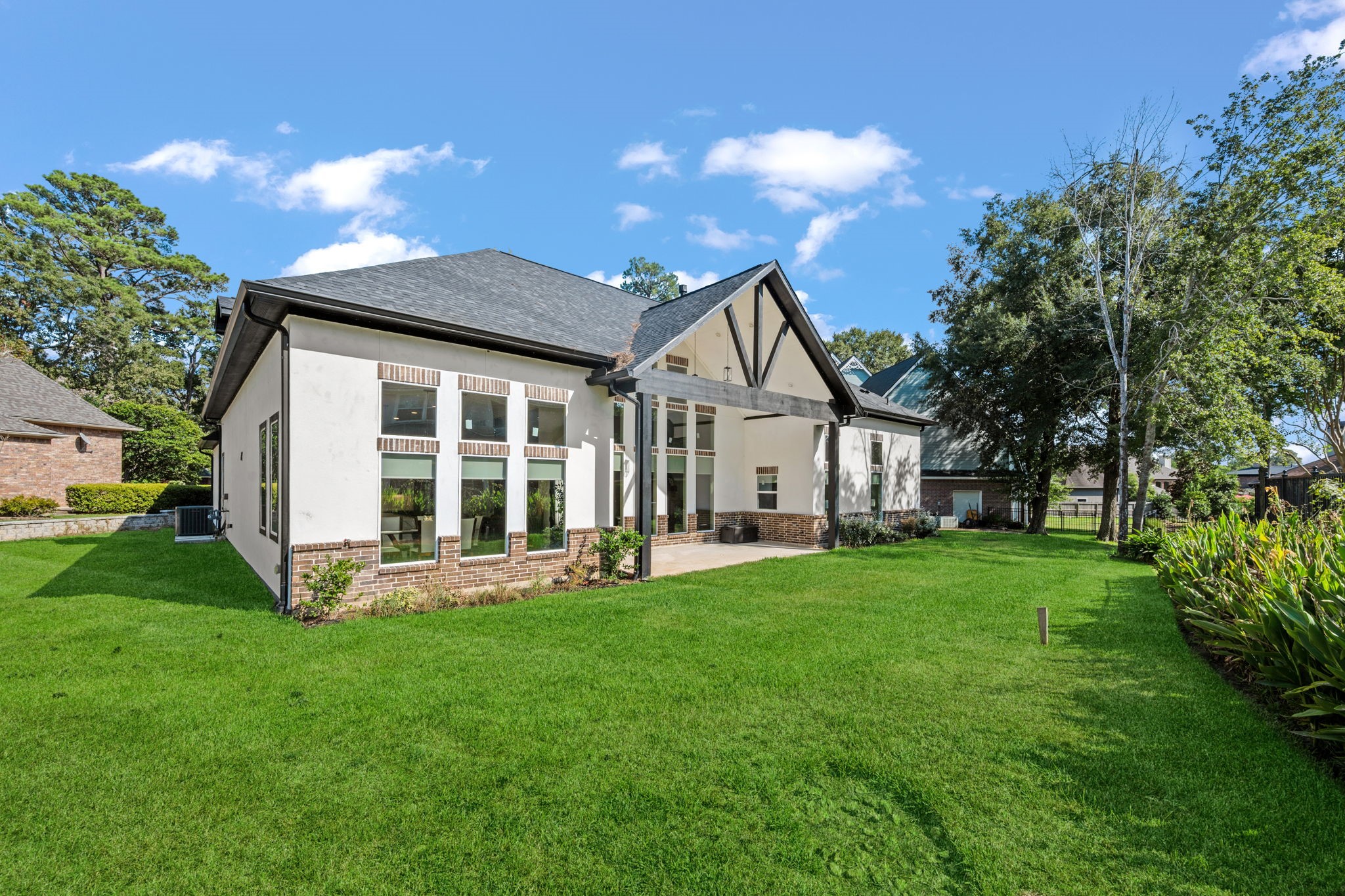 243 Teewood Court Property Photo 32