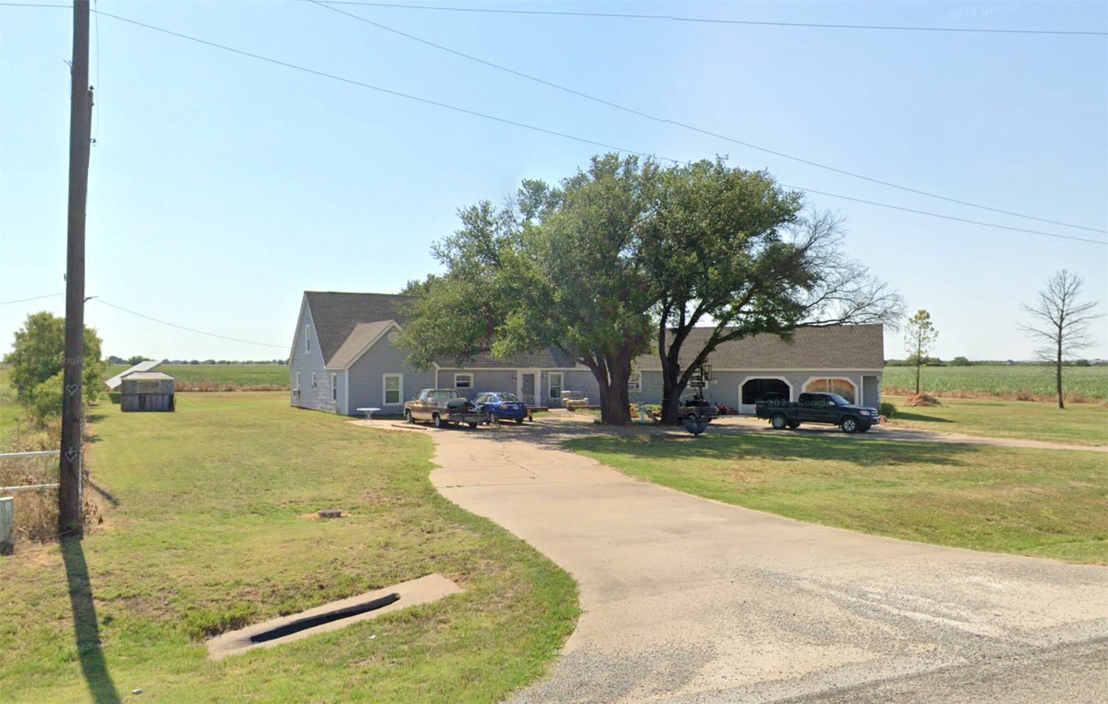2002 Fm 369 S Property Photo 1