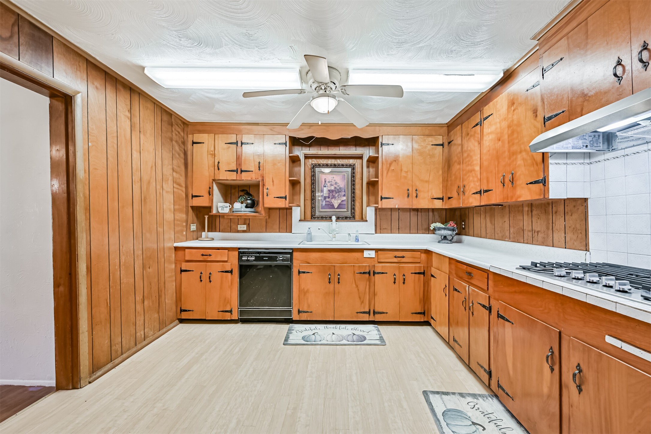 3401 Avenue N Property Photo 13