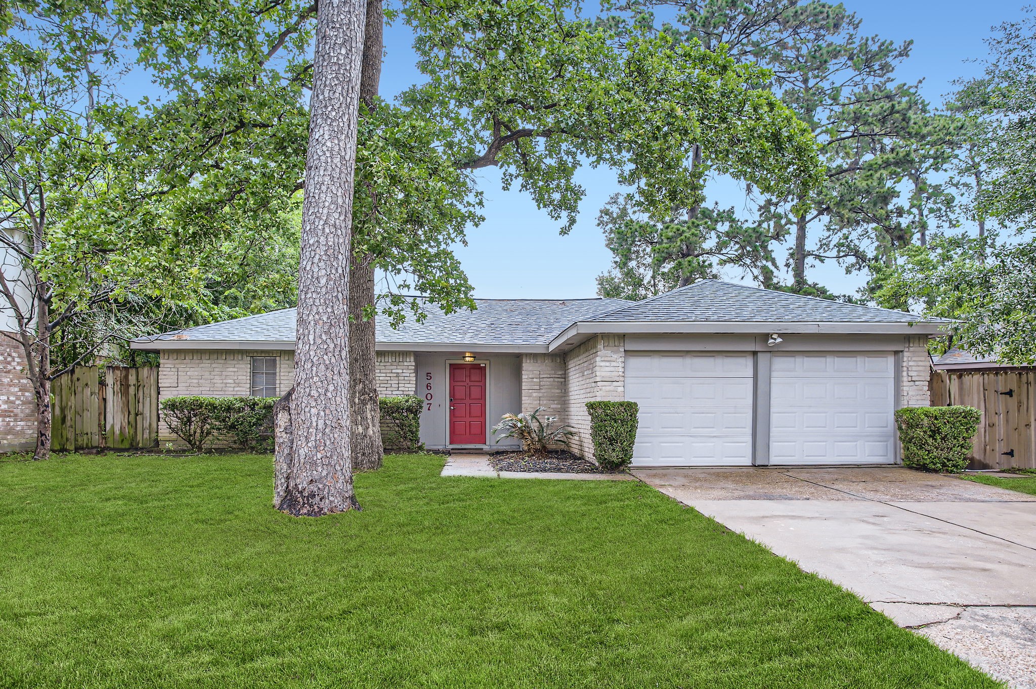5607 Circlegate Drive Property Photo 1