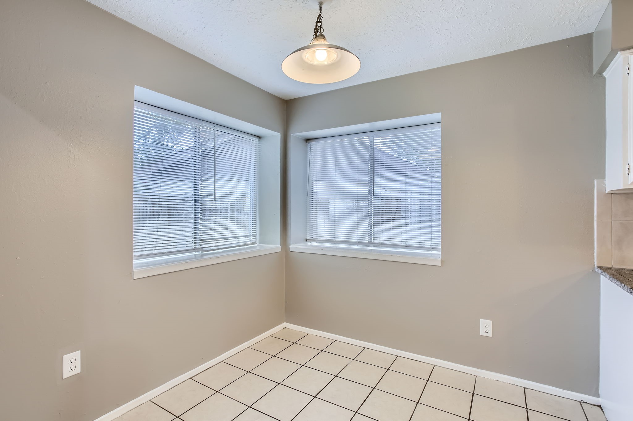 5607 Circlegate Drive Property Photo 9