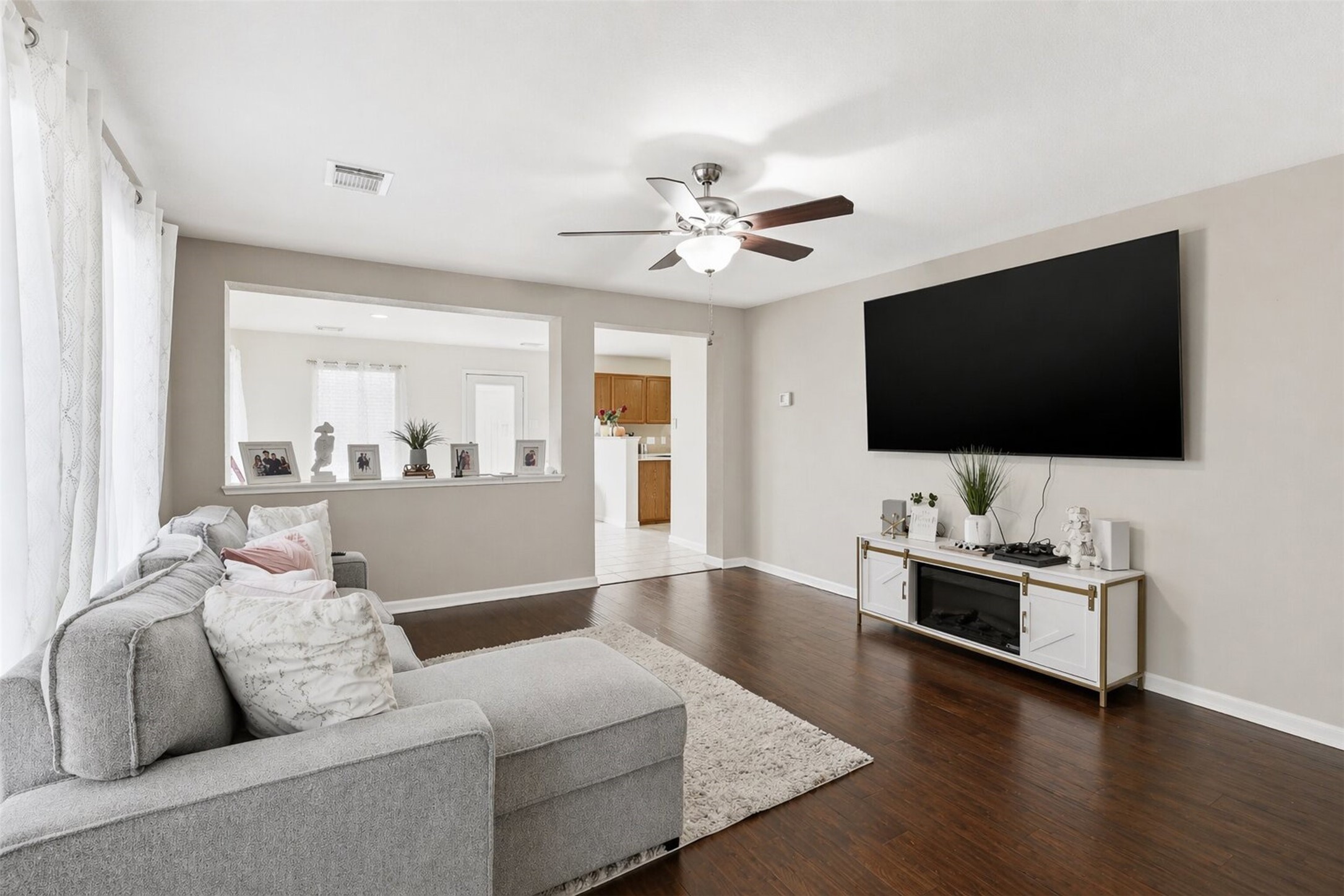 3010 Swift Brook Glen Way Property Photo 4