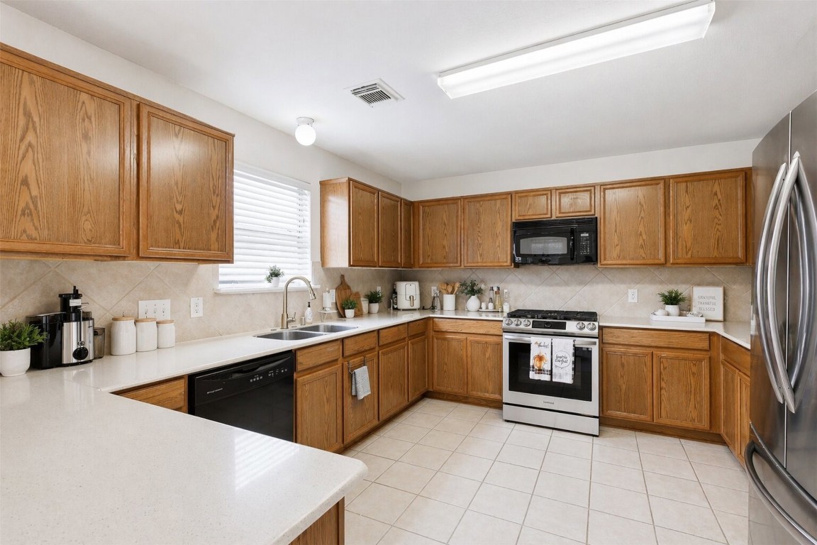 3010 Swift Brook Glen Way Property Photo 5