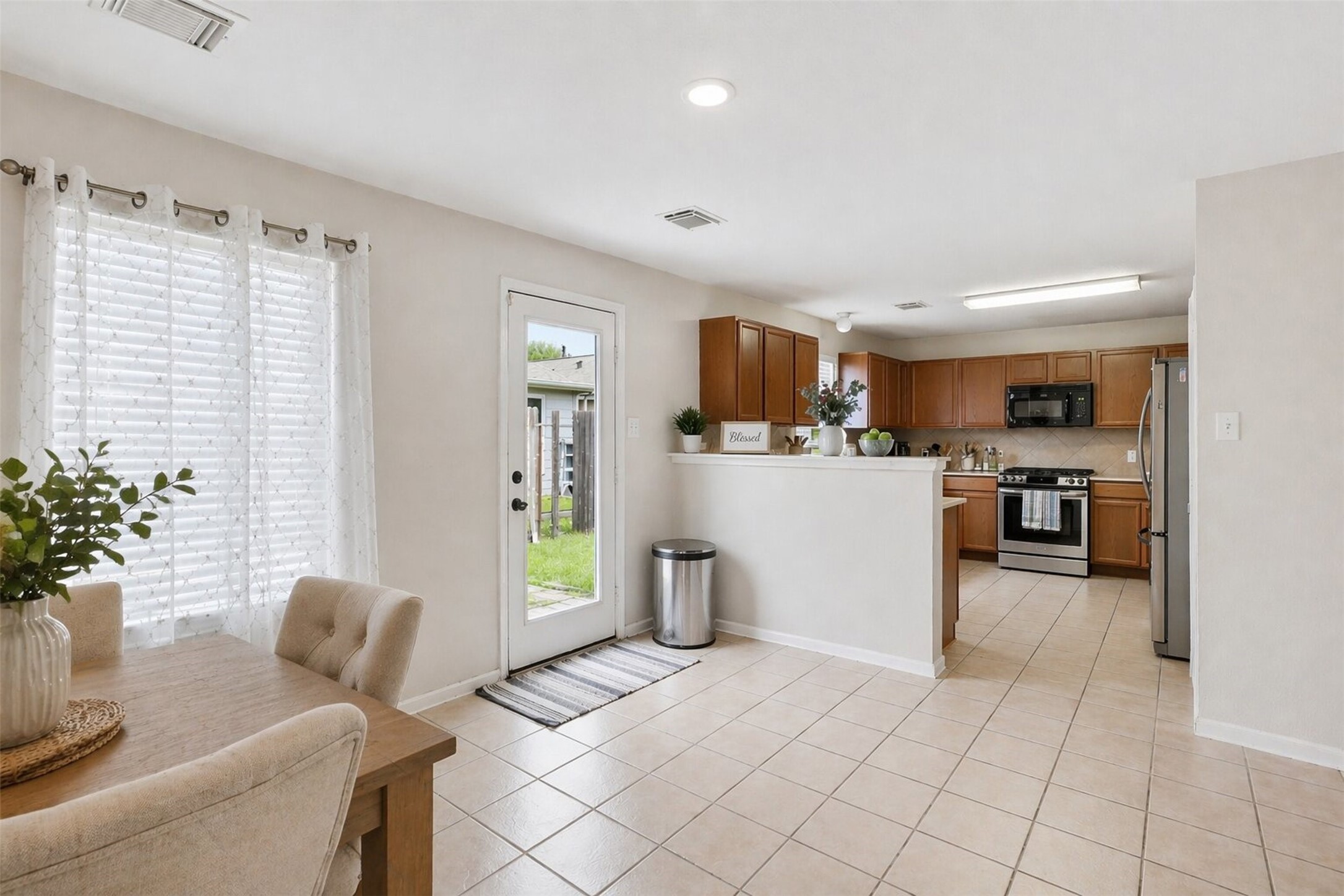 3010 Swift Brook Glen Way Property Photo 8