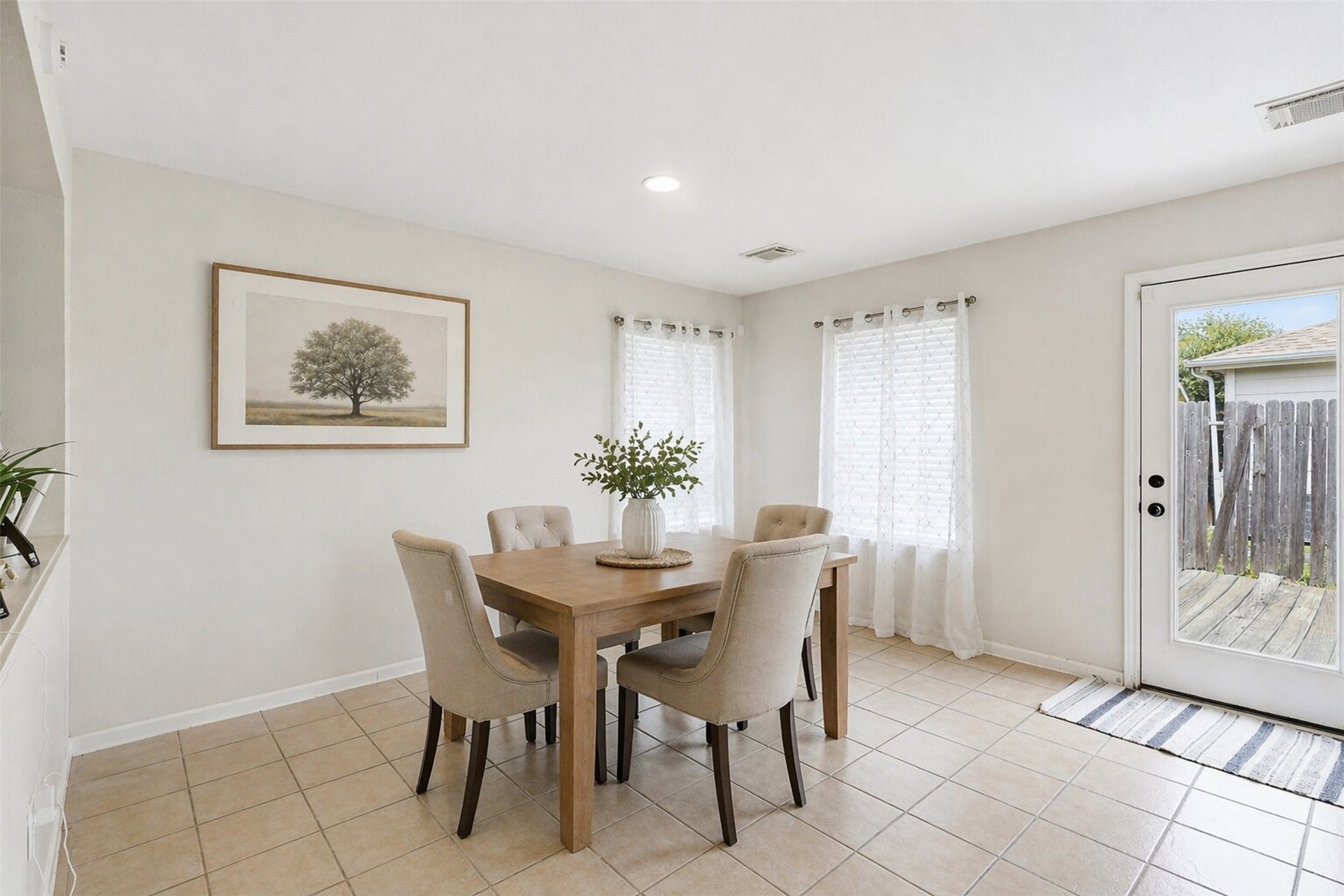 3010 Swift Brook Glen Way Property Photo 9