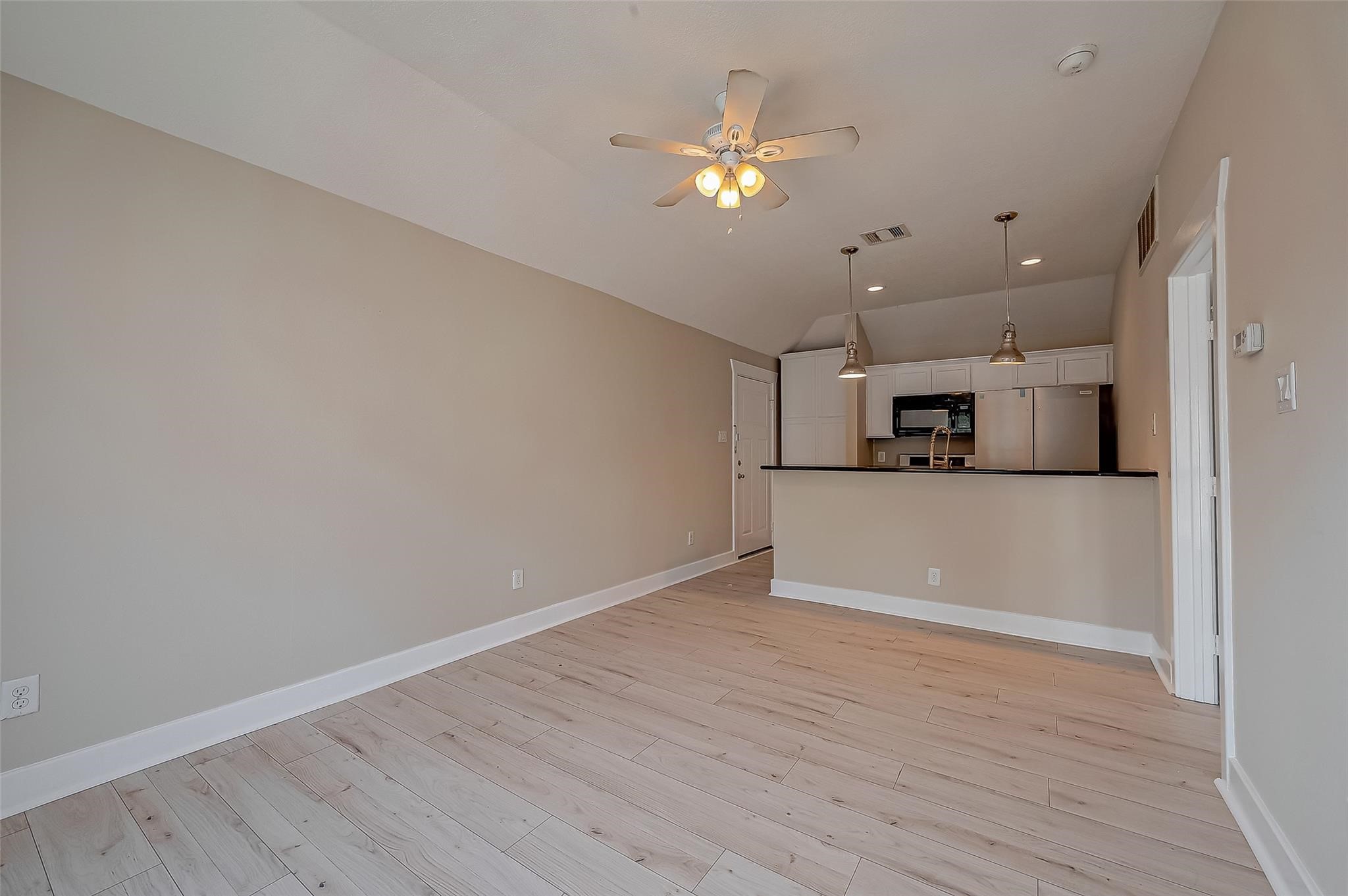 1110 E 24th Street B Property Photo 3