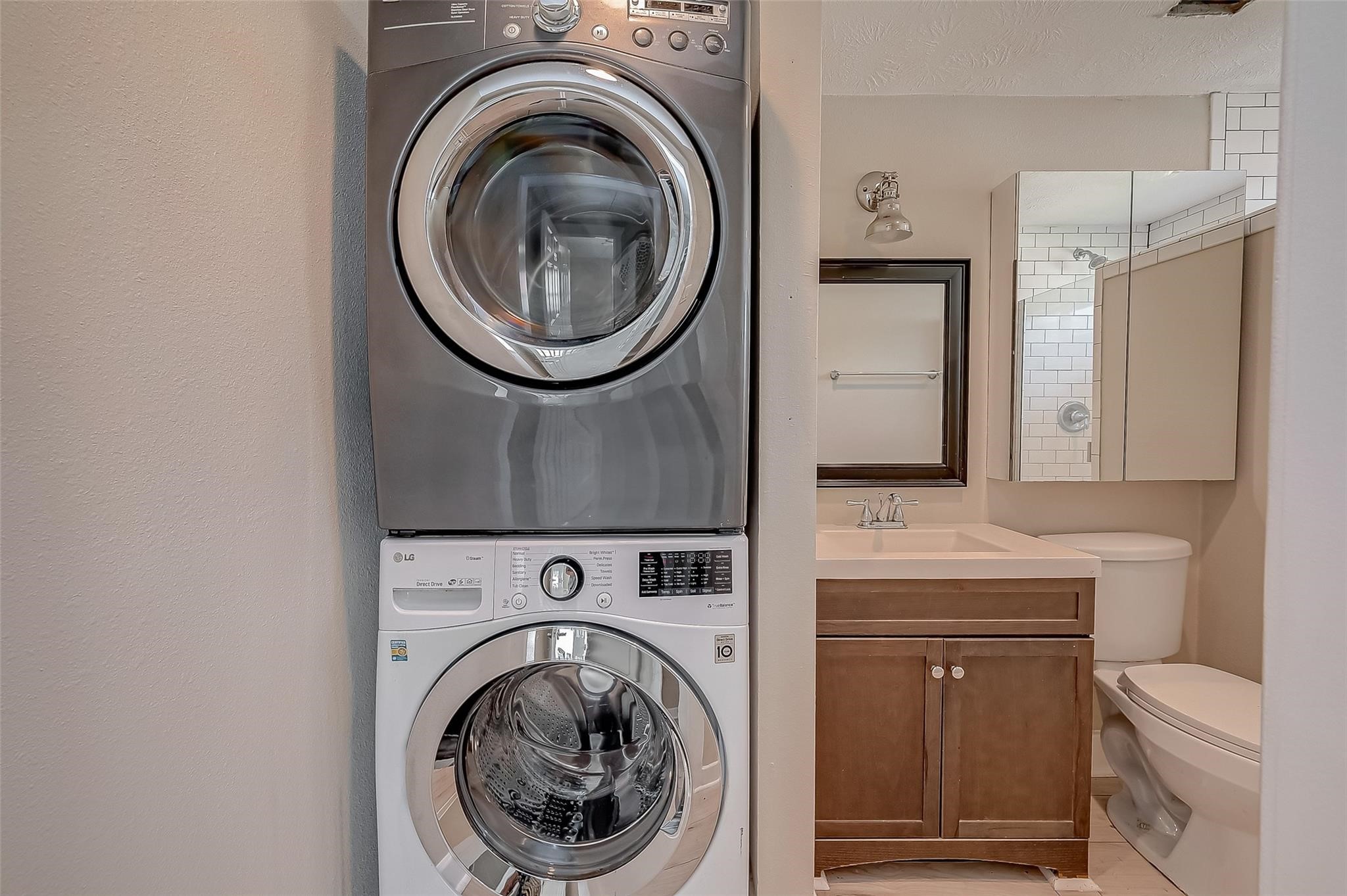 1110 E 24th Street B Property Photo 13