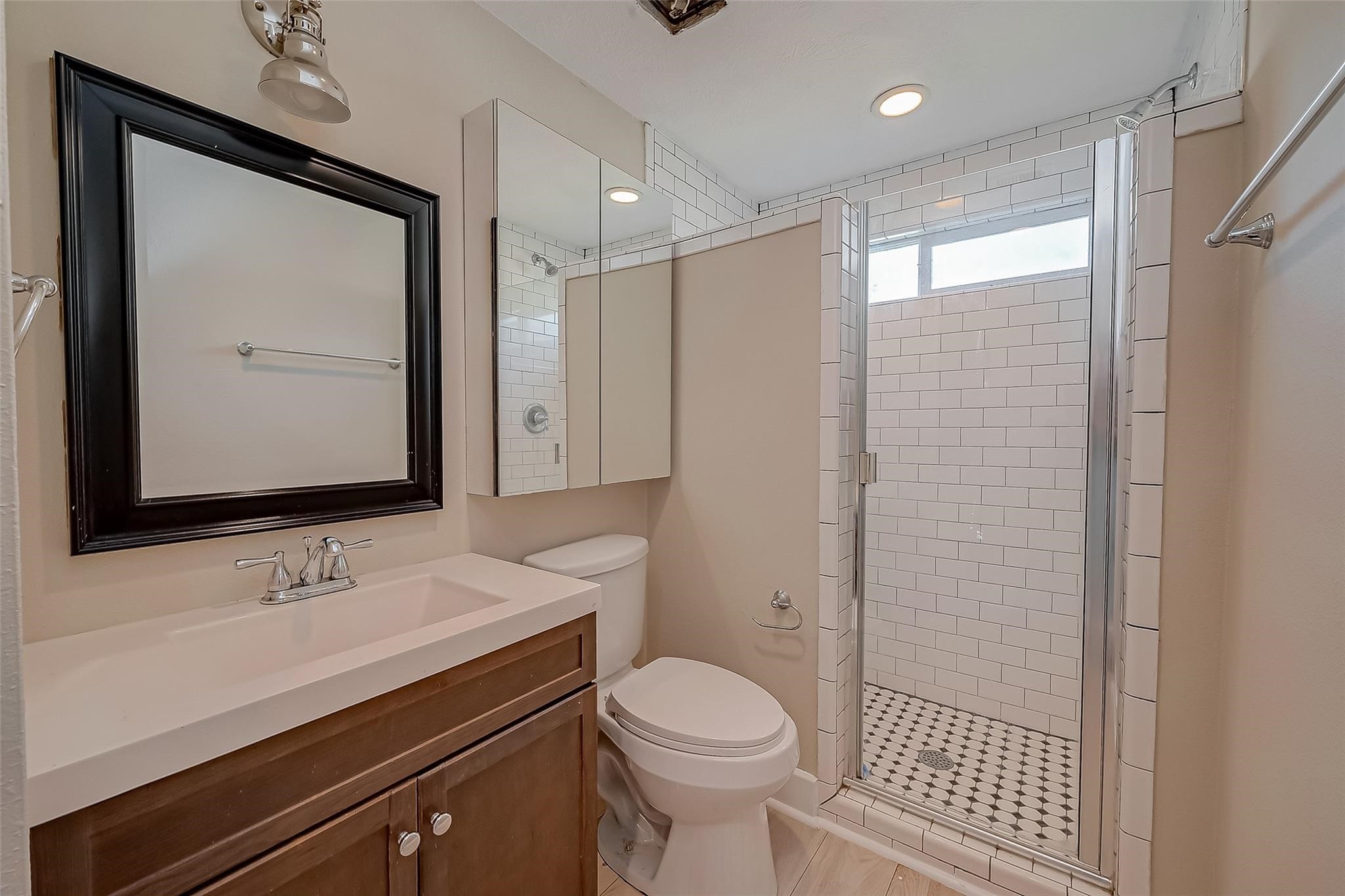 1110 E 24th Street B Property Photo 15