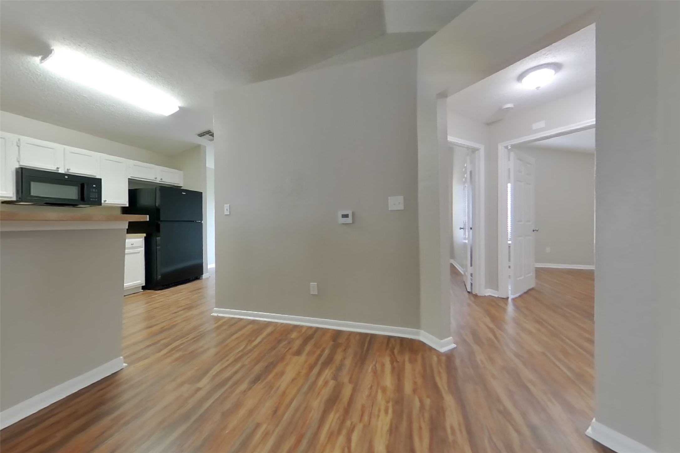 3130 Kelling Street Property Photo 5