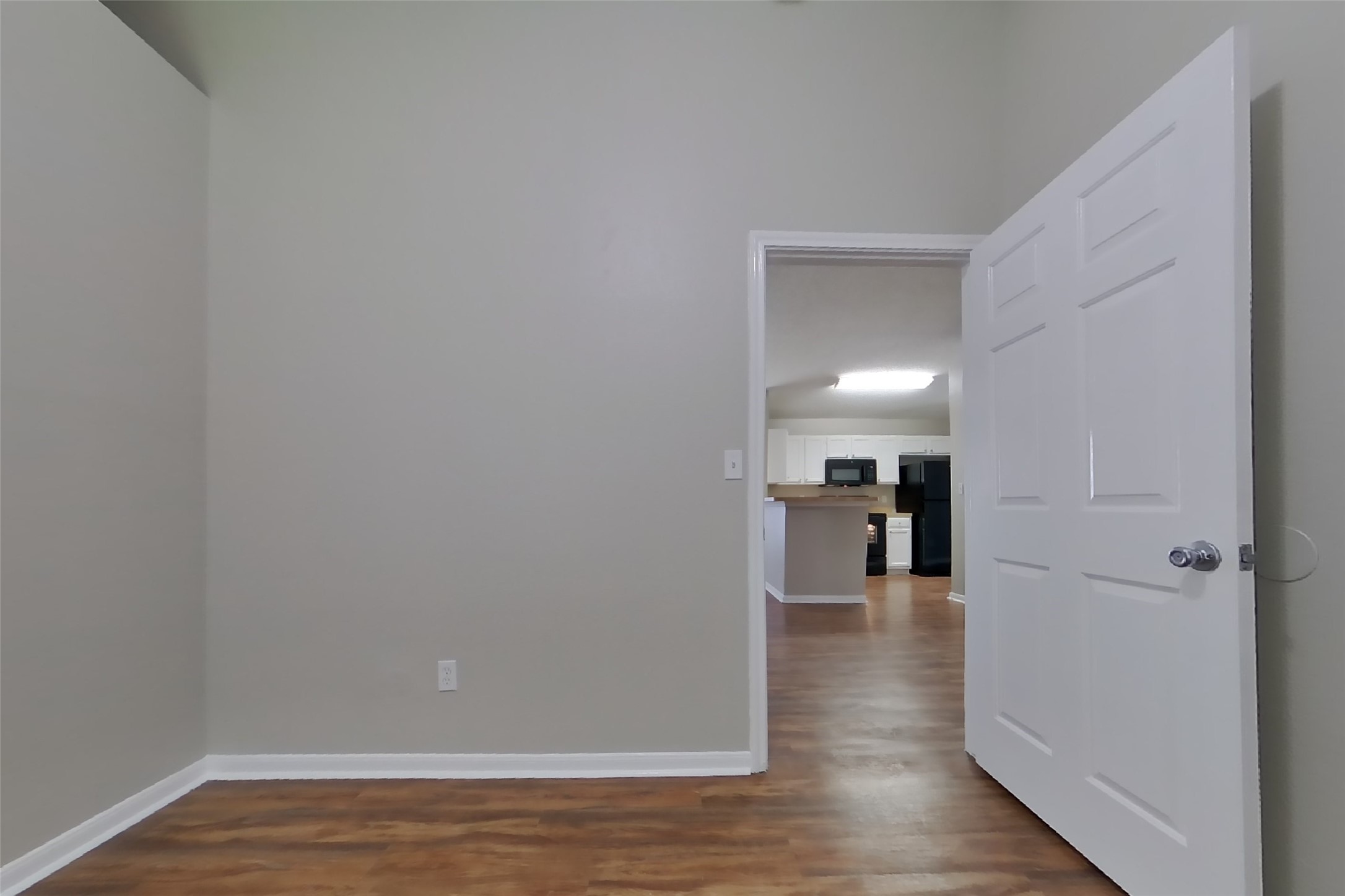 3130 Kelling Street Property Photo 12