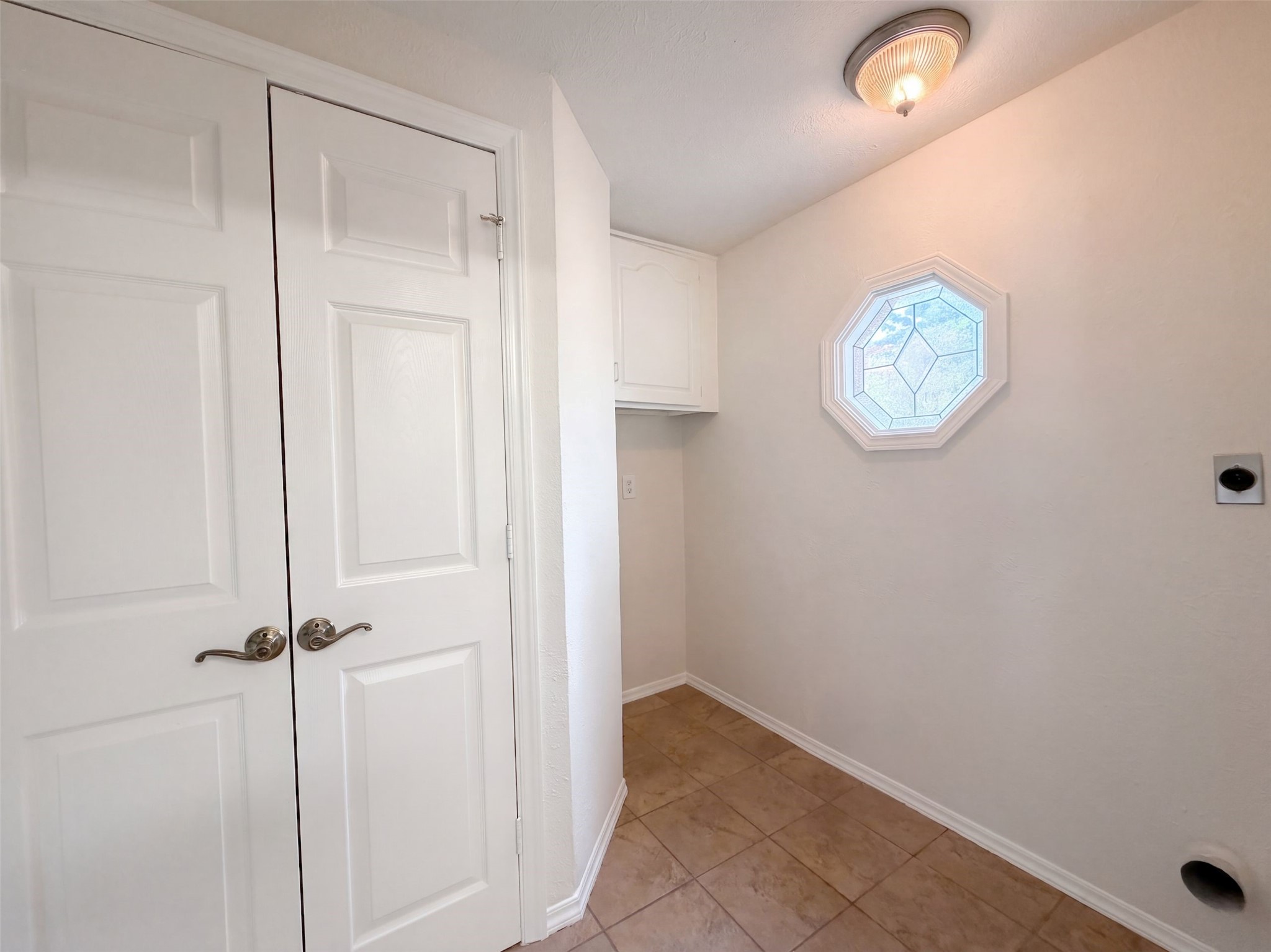 1119 Coe Road Property Photo 16