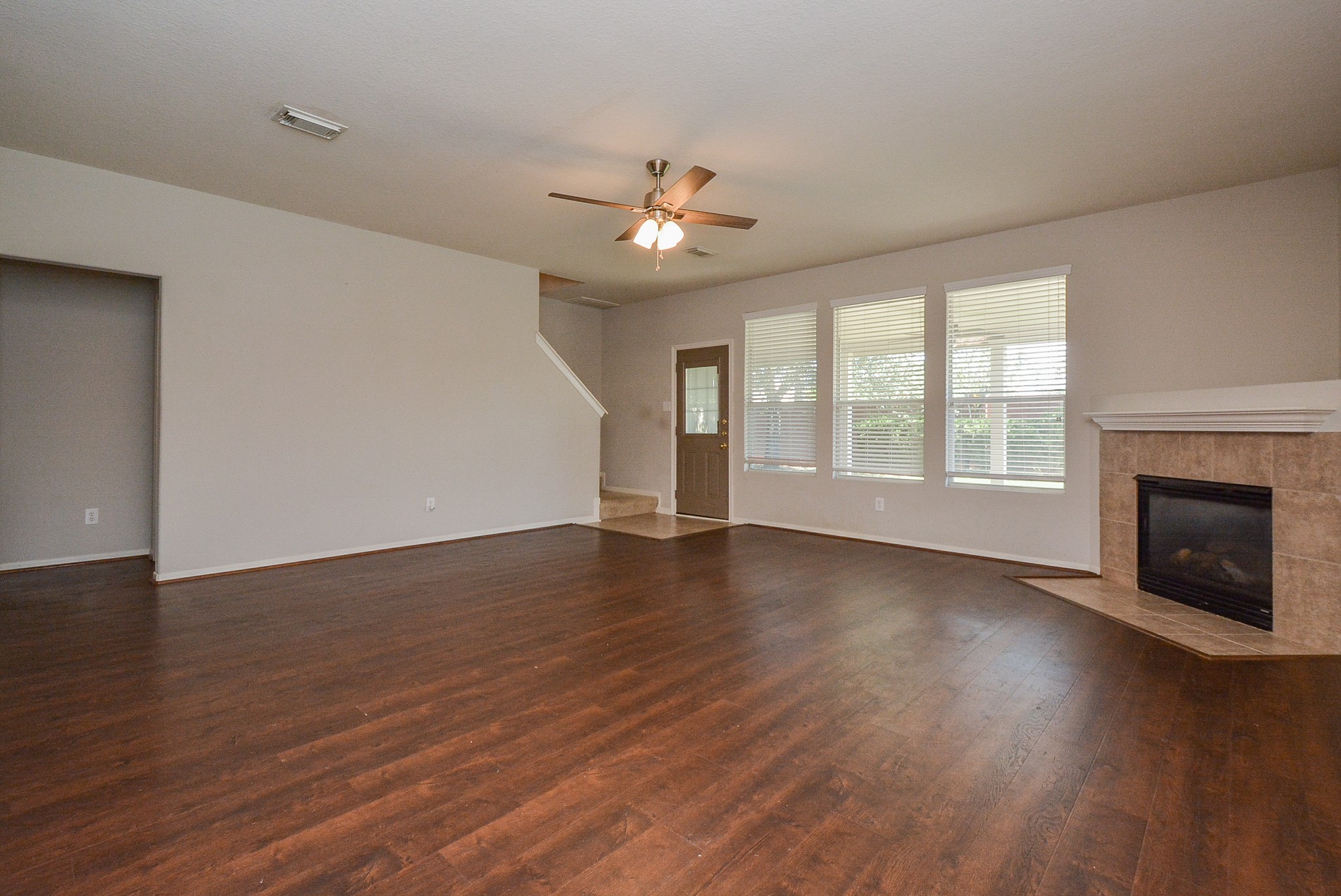 15506 Hickory Dale Street Property Photo 10