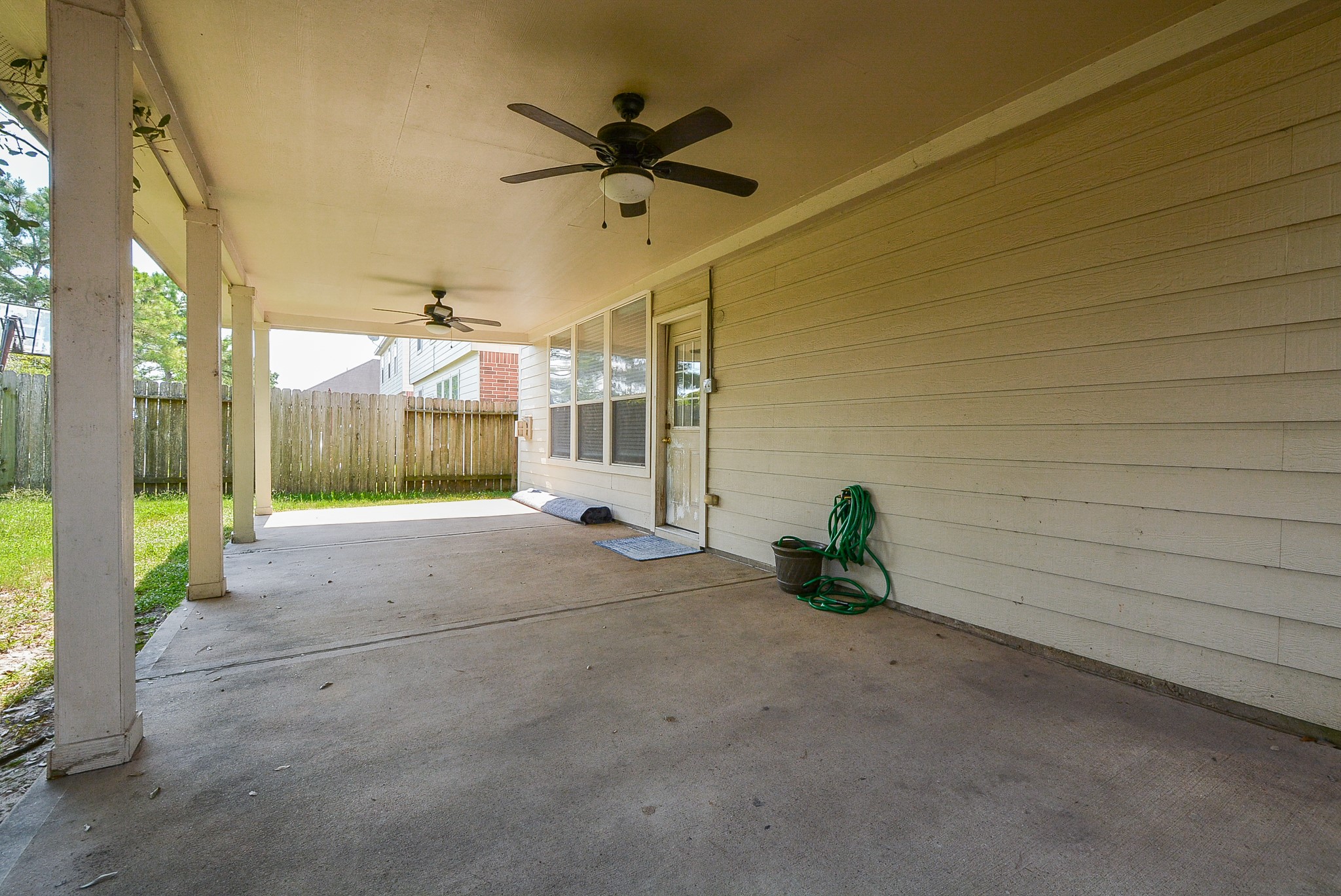15506 Hickory Dale Street Property Photo 32