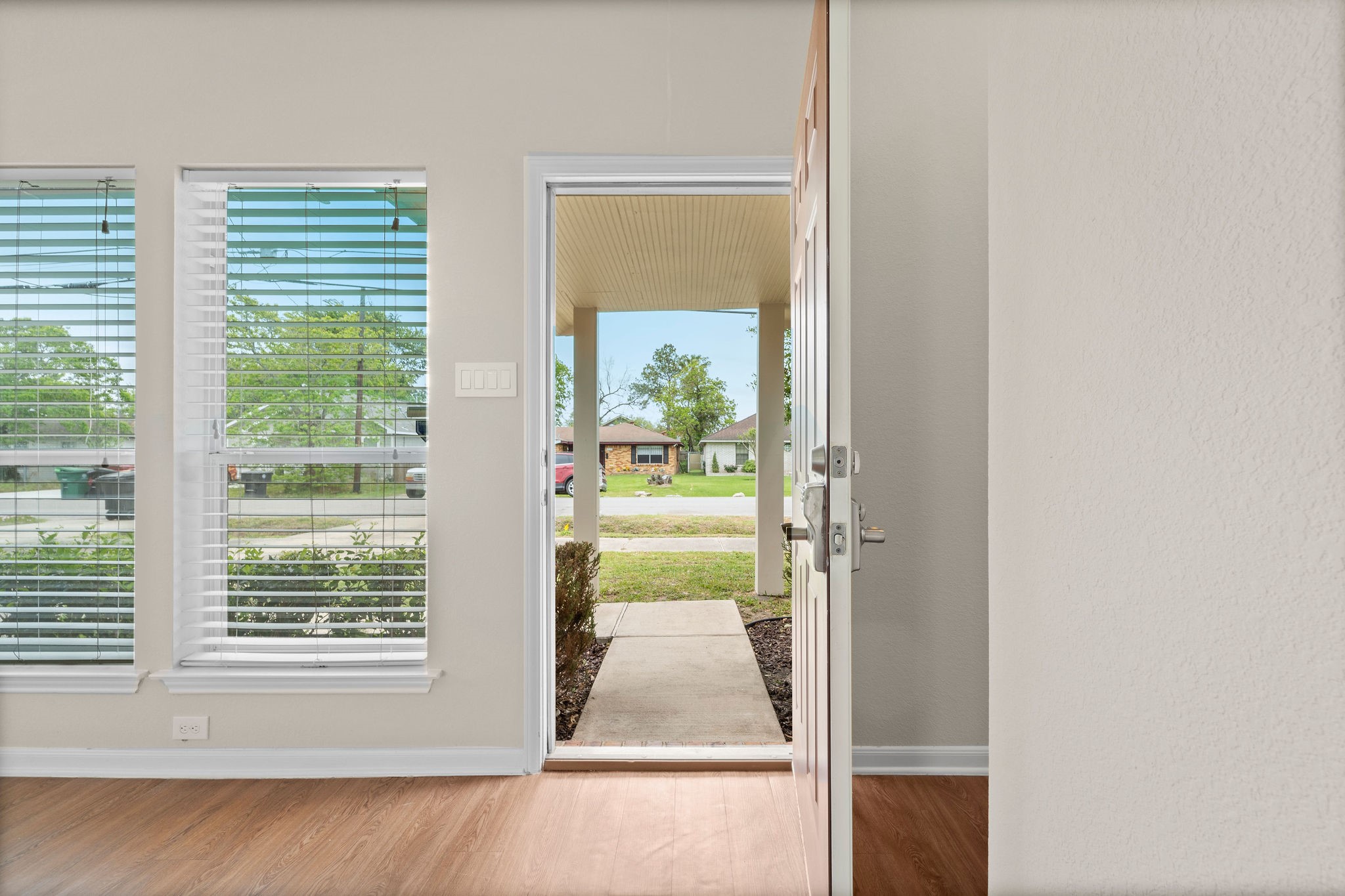 3548 Rebecca Street Property Photo 6